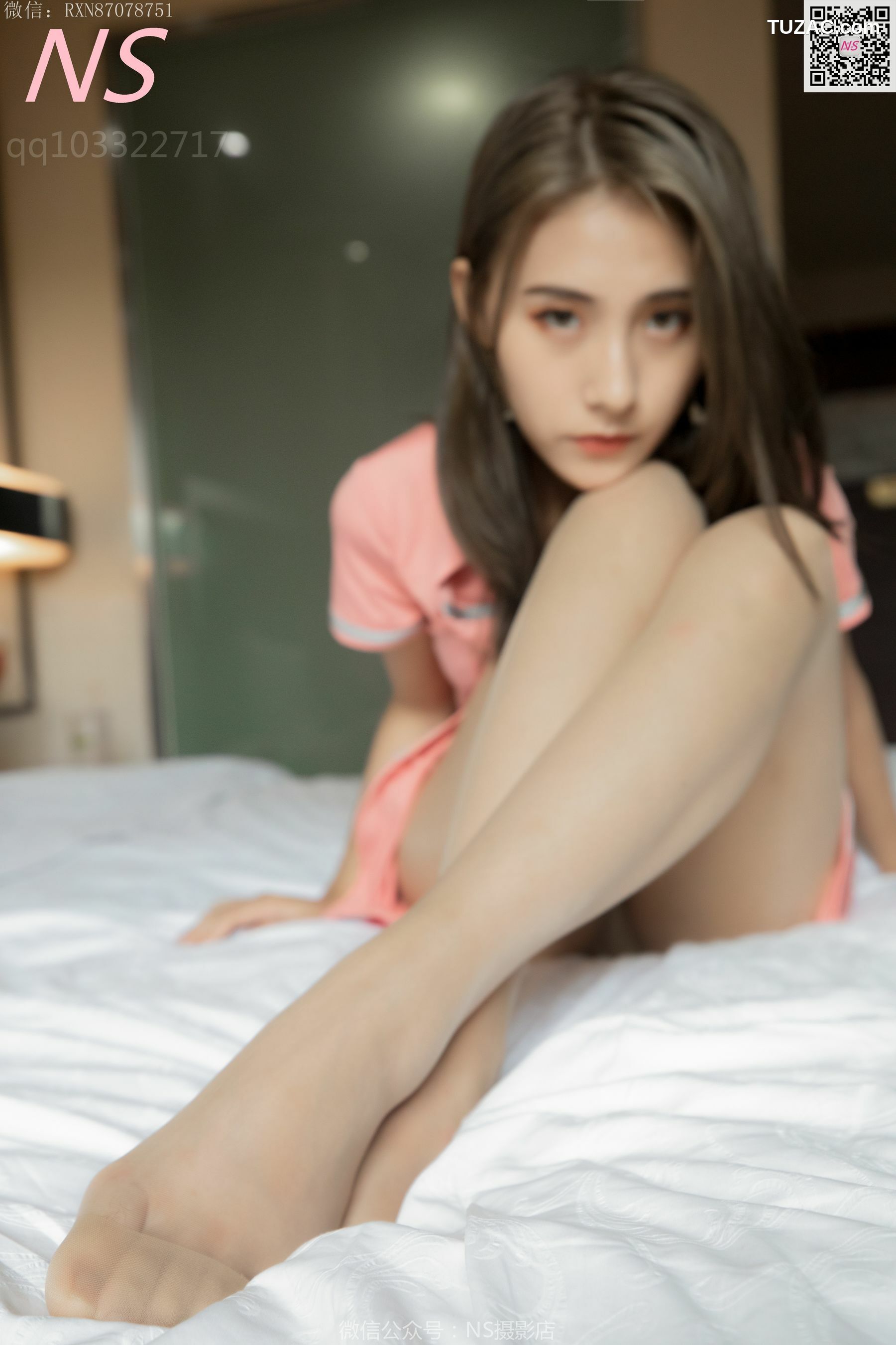 纳丝摄影_小允儿《明星脸丝袜美腿》 写真集[63P]