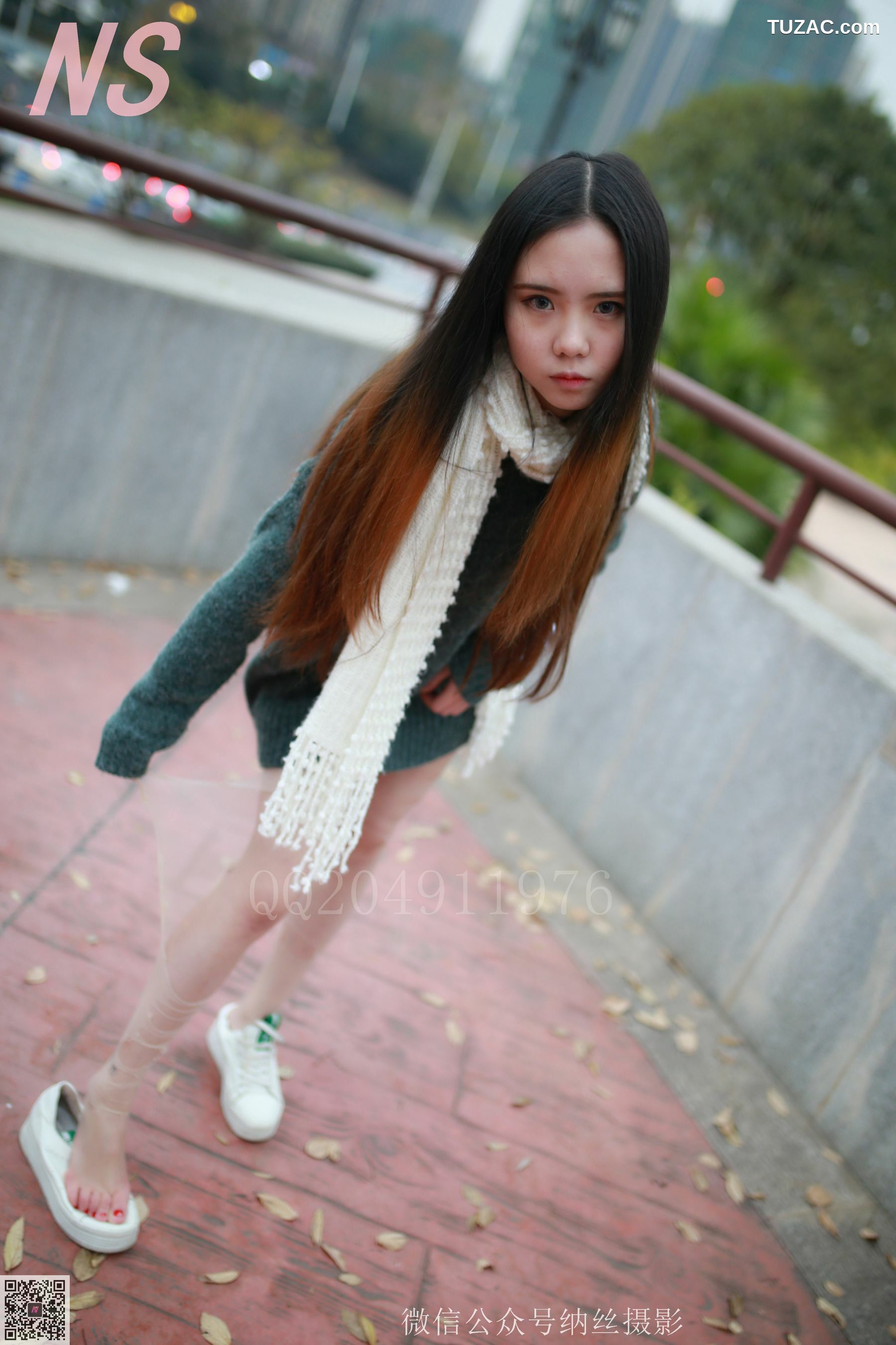 纳丝摄影_小师妹《撕丝袜的妹子》 写真集[98P]