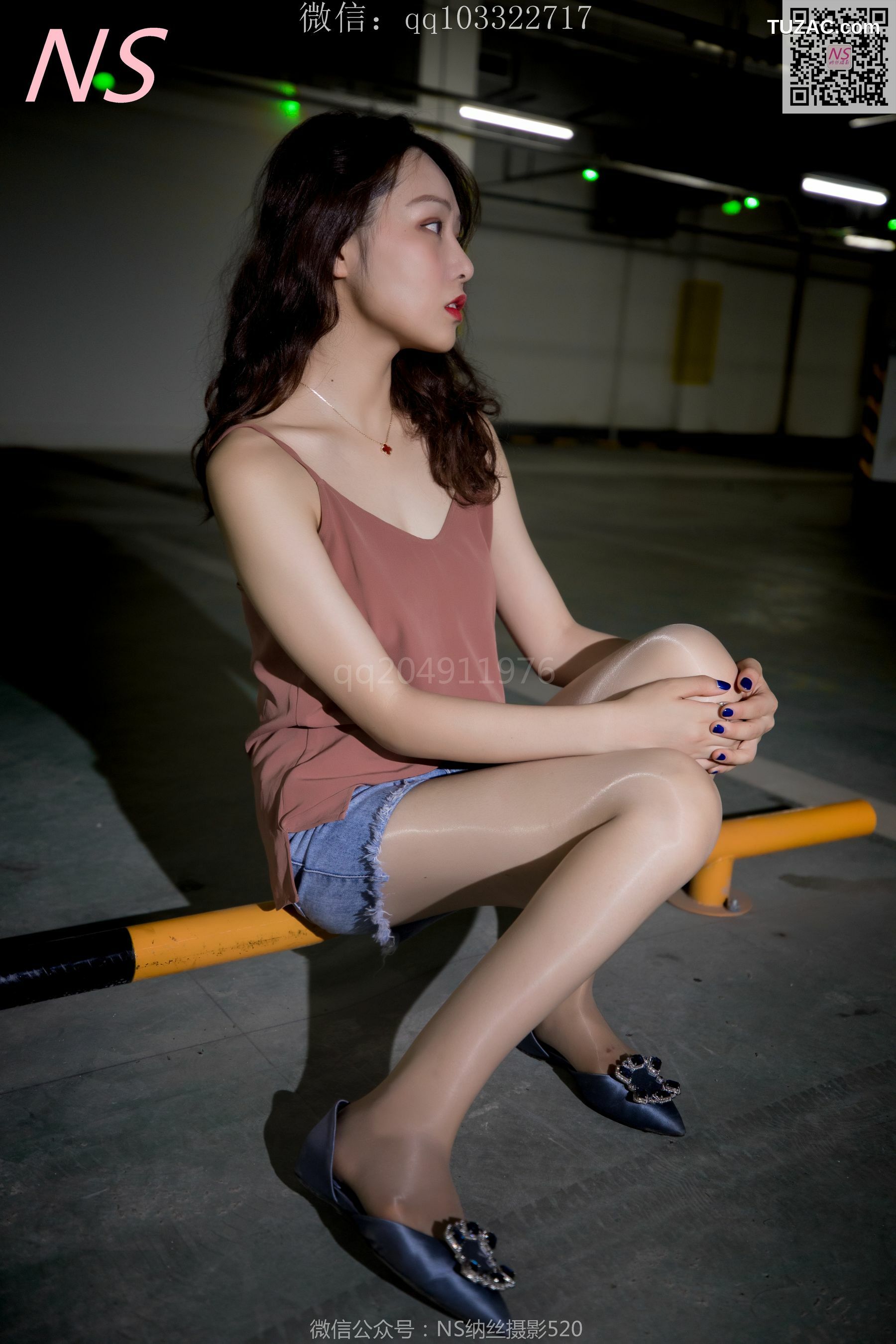 纳丝摄影_小朱茵《地下车库的丝袜美腿女郎》 写真集[64P]