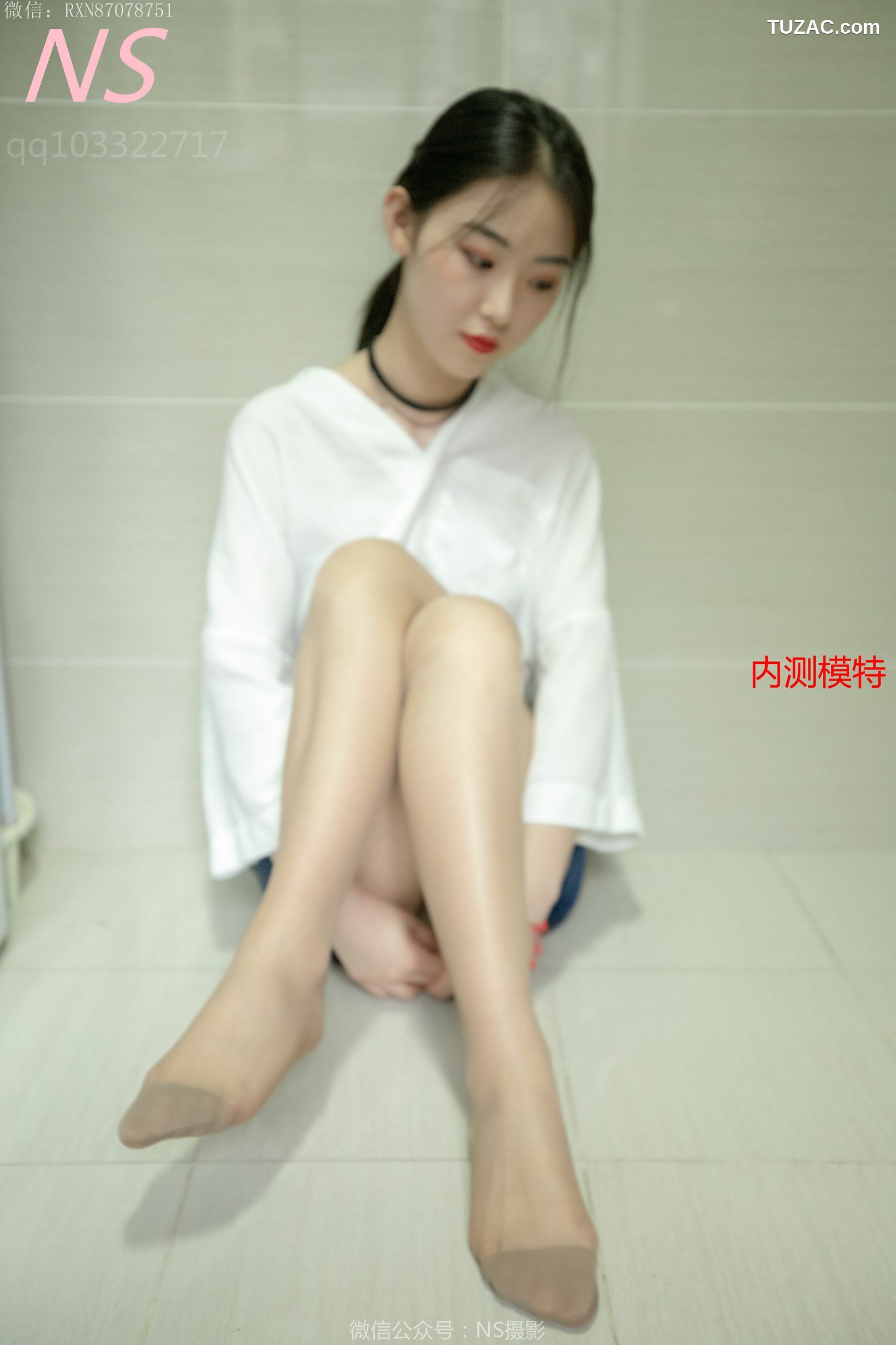 纳丝摄影_小狐狸《纯纯女孩居家肉丝》 写真集[69P]