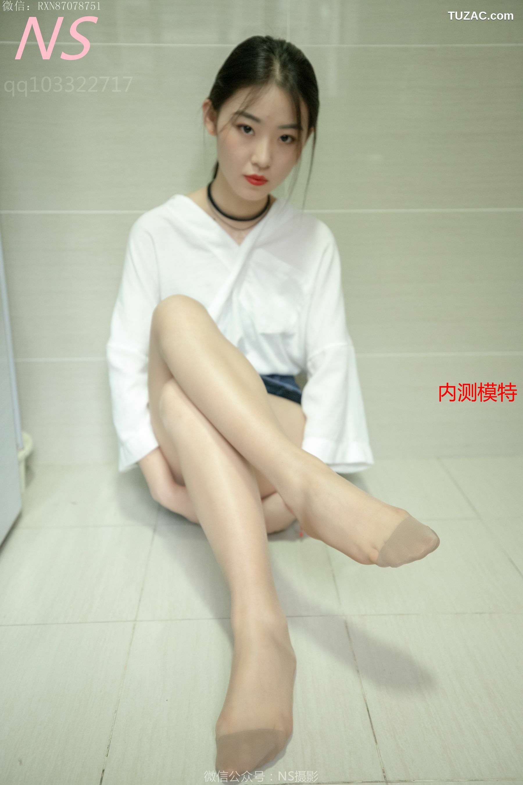 纳丝摄影_小狐狸《纯纯女孩居家肉丝》 写真集[69P]