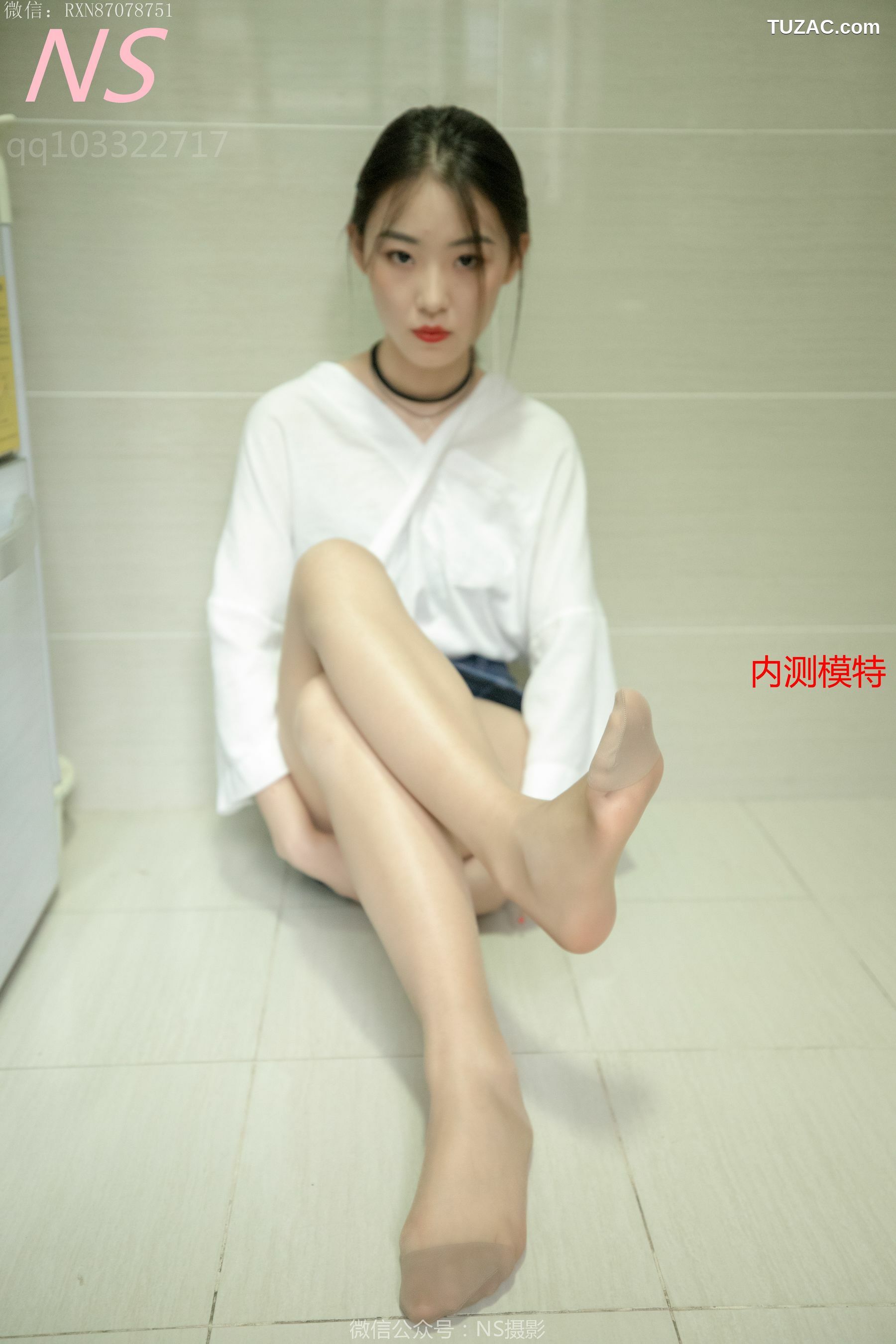 纳丝摄影_小狐狸《纯纯女孩居家肉丝》 写真集[69P]