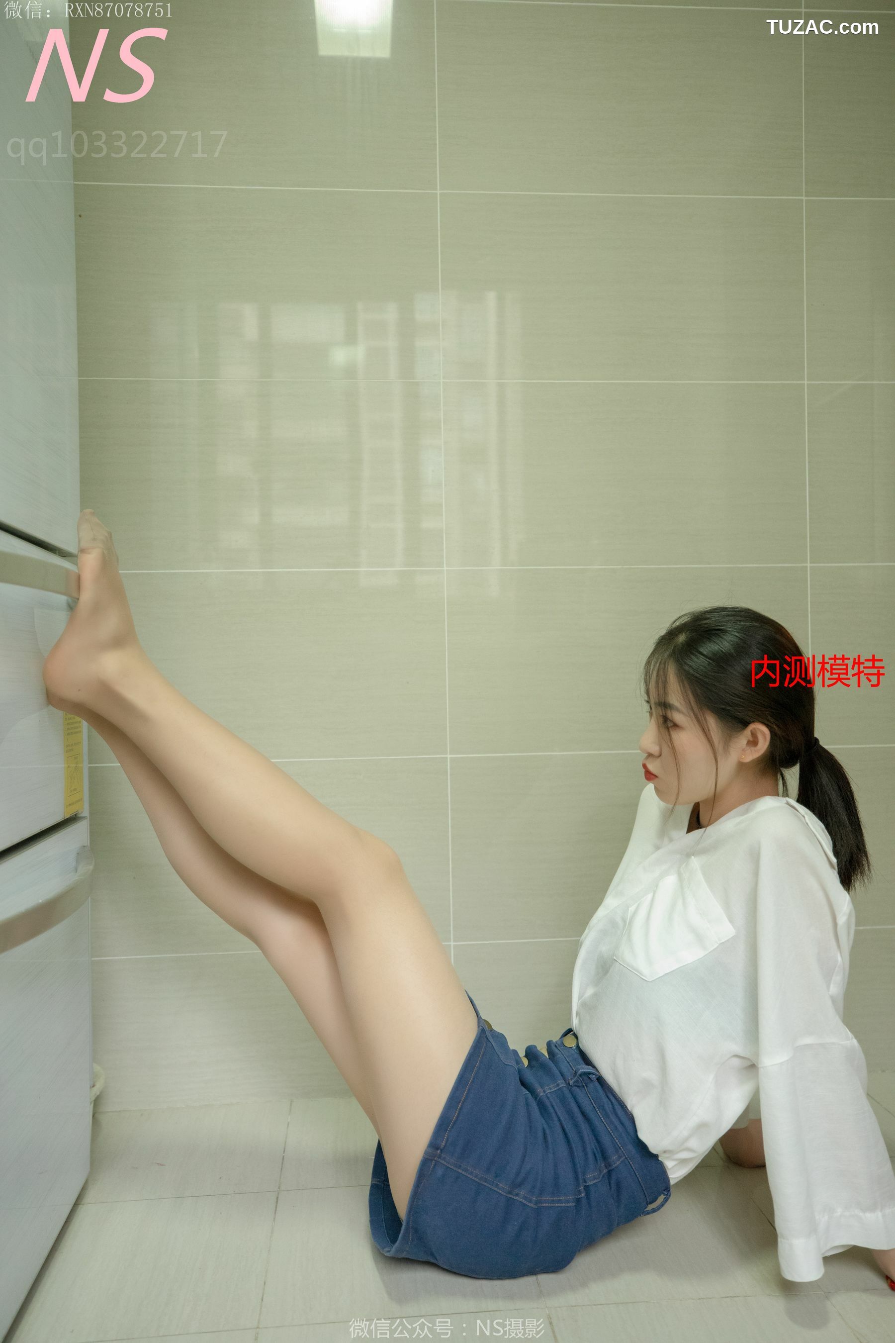 纳丝摄影_小狐狸《纯纯女孩居家肉丝》 写真集[69P]
