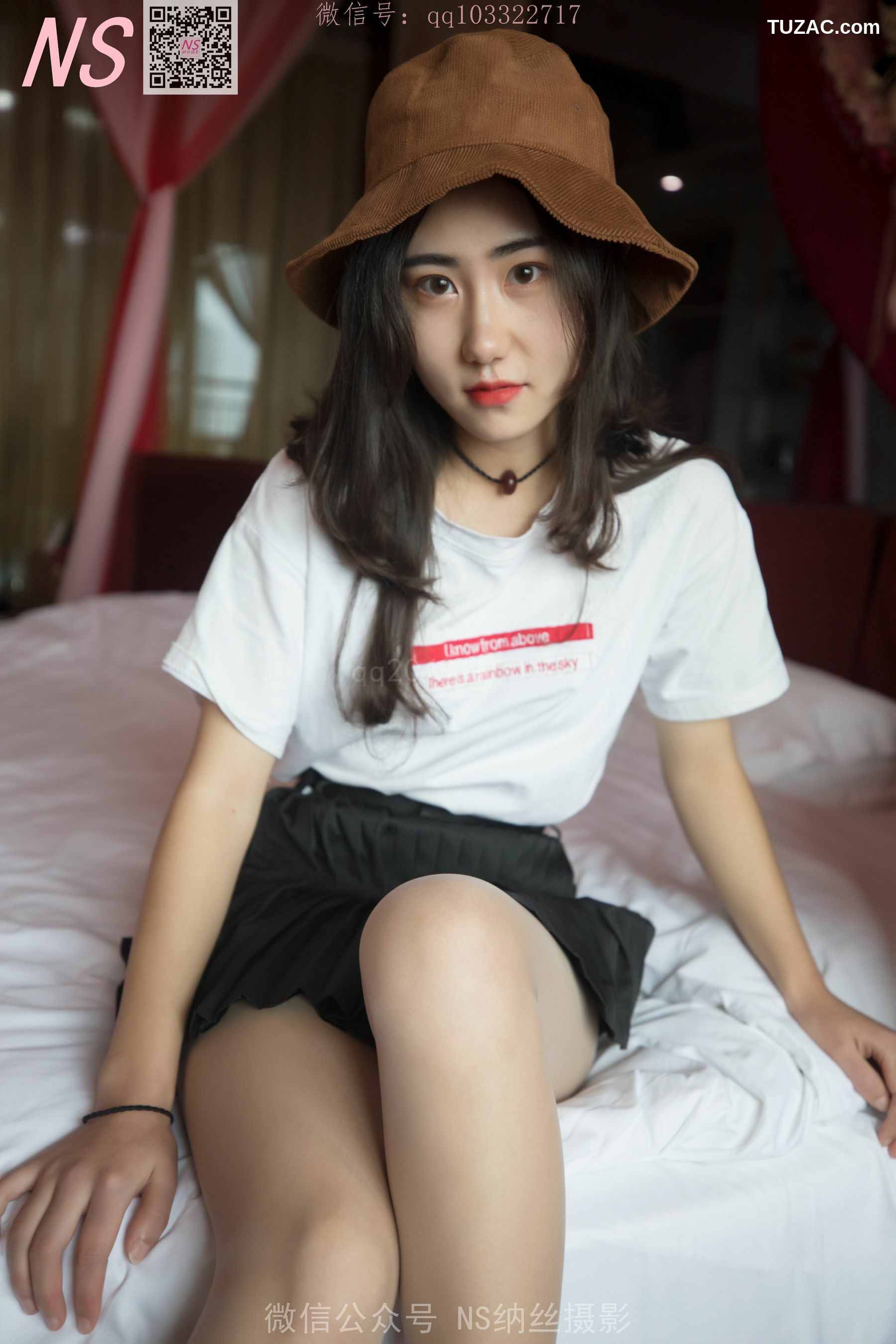 纳丝摄影_小琪儿《室内丝袜玉足》 写真集[70P]