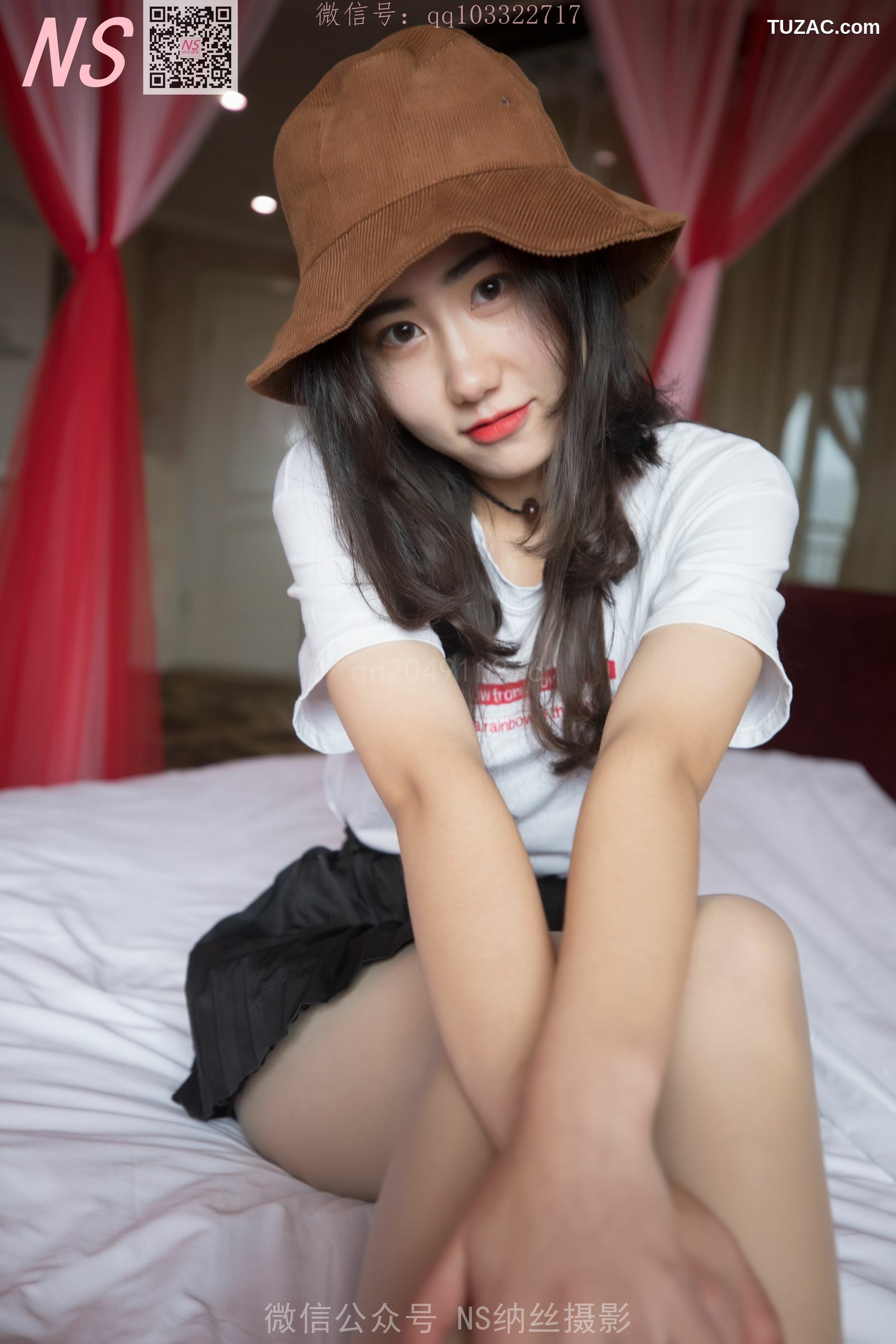 纳丝摄影_小琪儿《室内丝袜玉足》 写真集[70P]