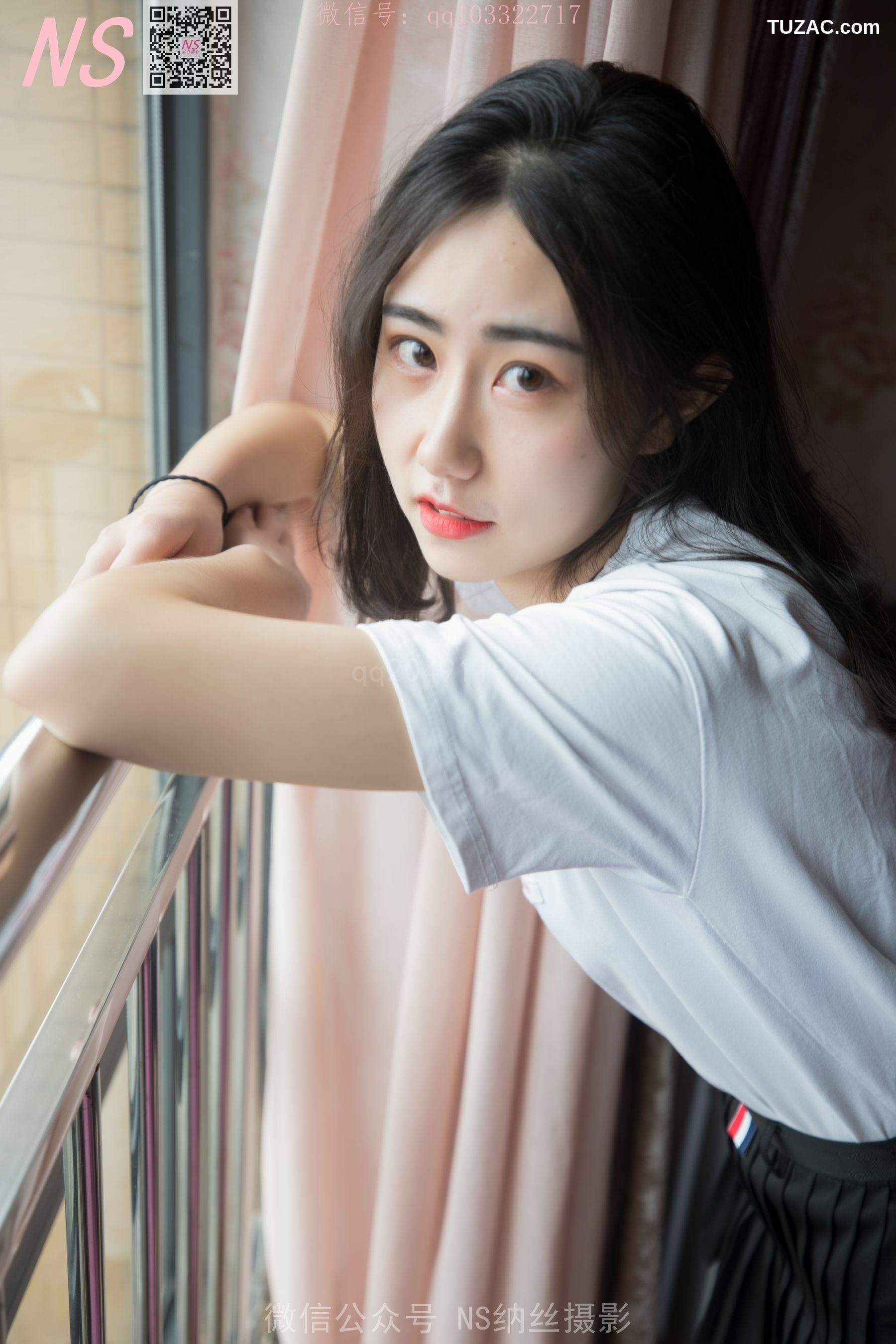 纳丝摄影_小琪儿《室内丝袜玉足》 写真集[70P]