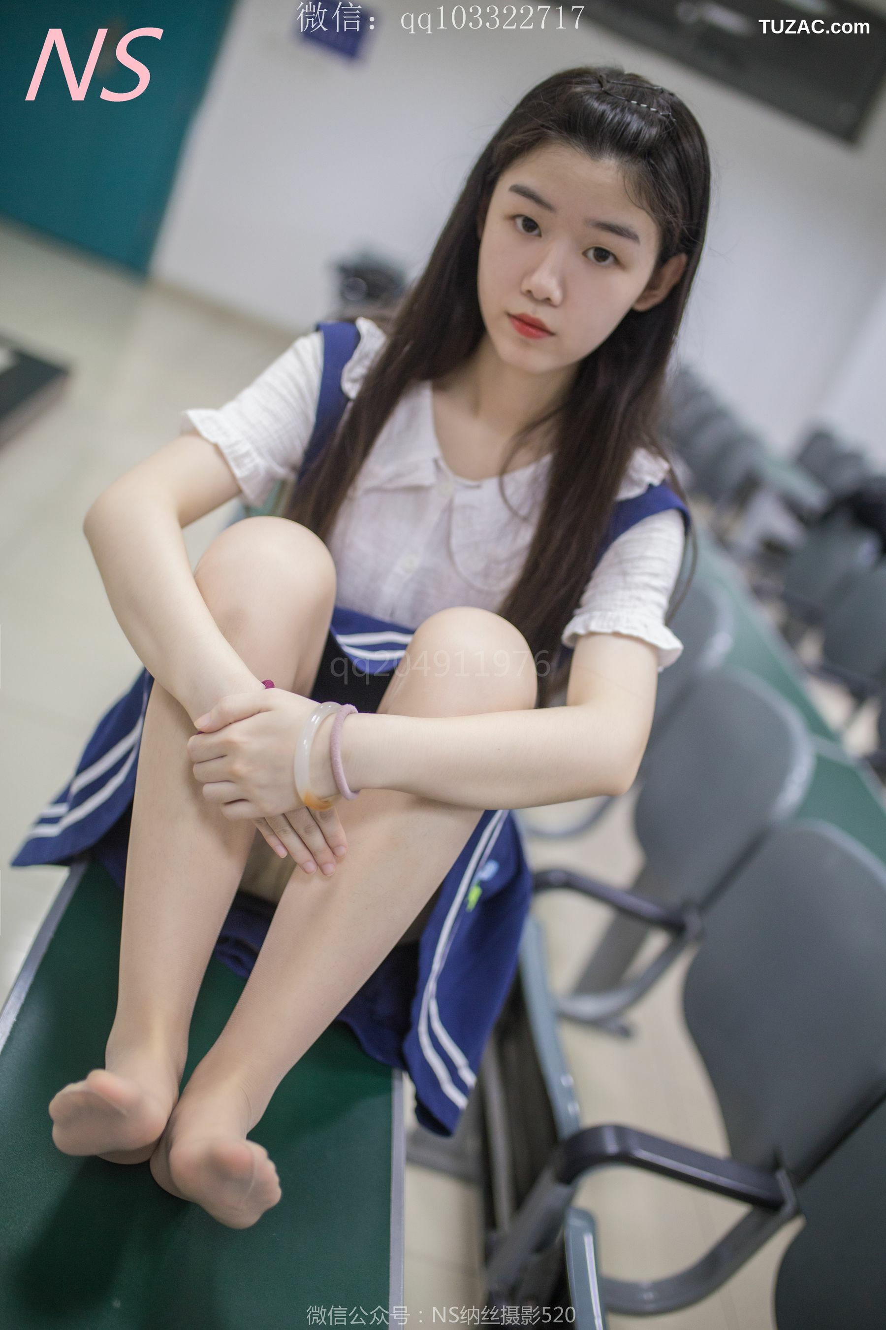 纳丝摄影_小纯《纯纯丝袜萌萌》 写真集[39P]