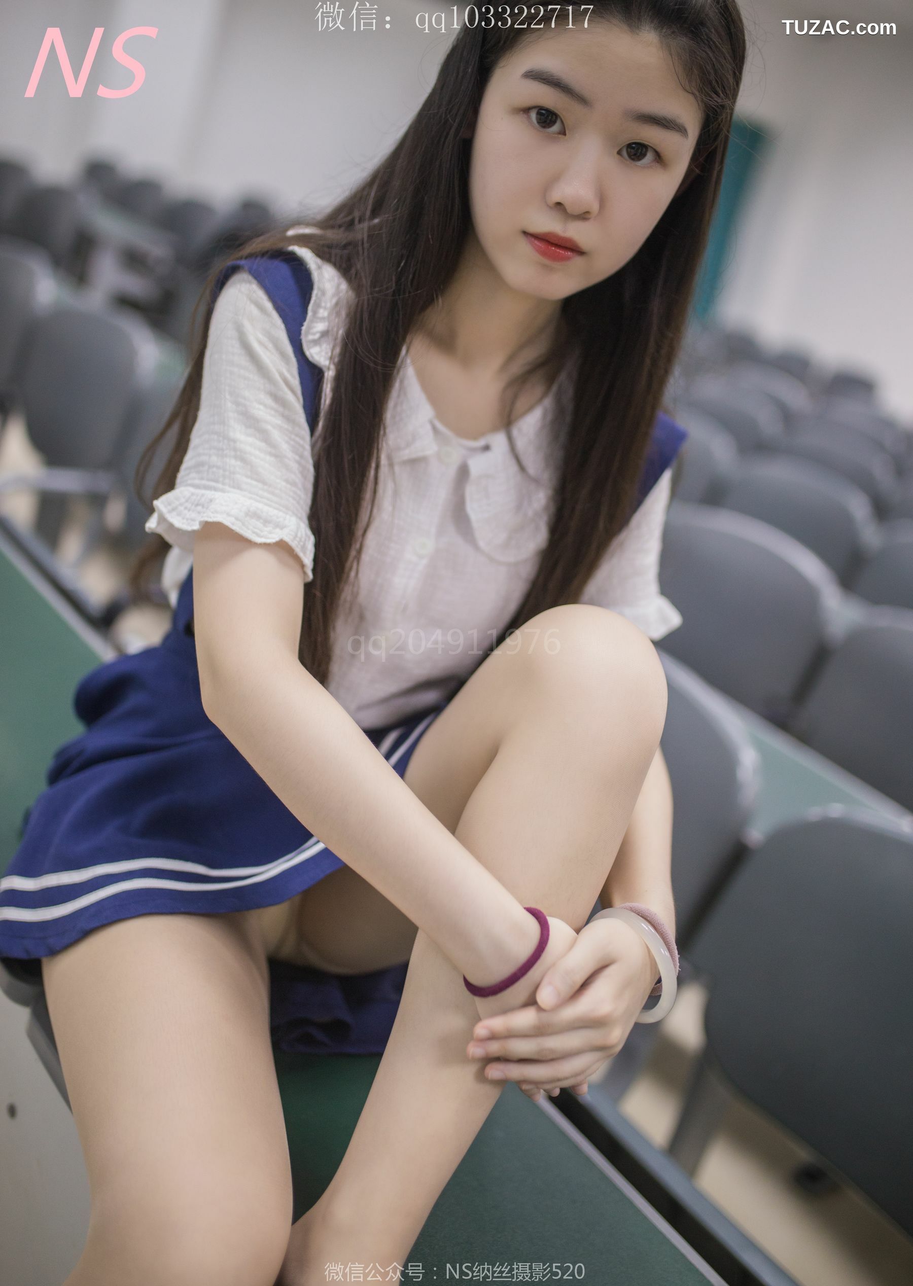 纳丝摄影_小纯《纯纯丝袜萌萌》 写真集[39P]