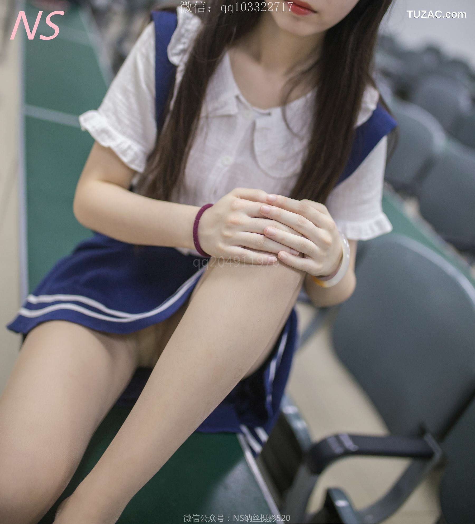 纳丝摄影_小纯《纯纯丝袜萌萌》 写真集[39P]