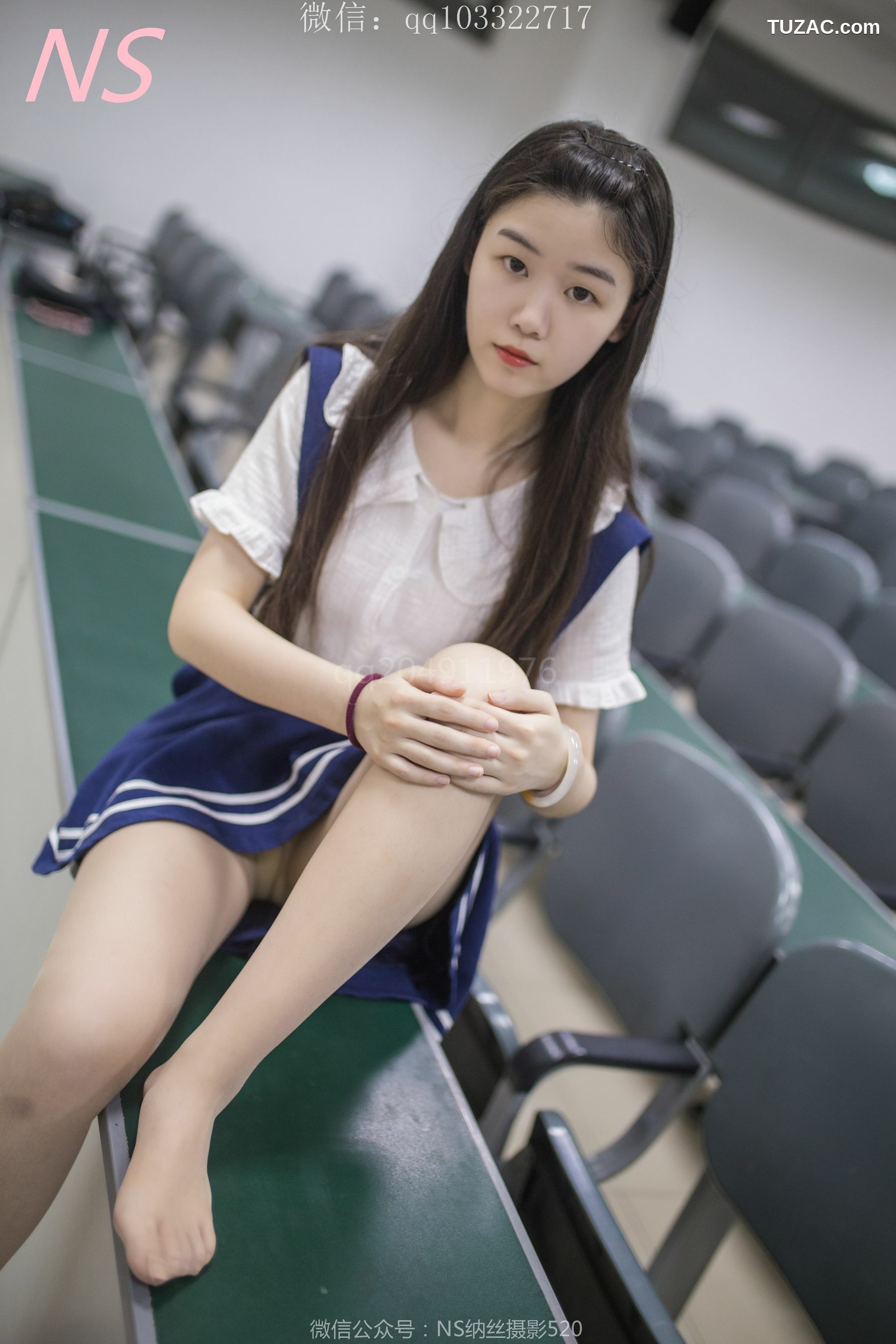 纳丝摄影_小纯《纯纯丝袜萌萌》 写真集[39P]