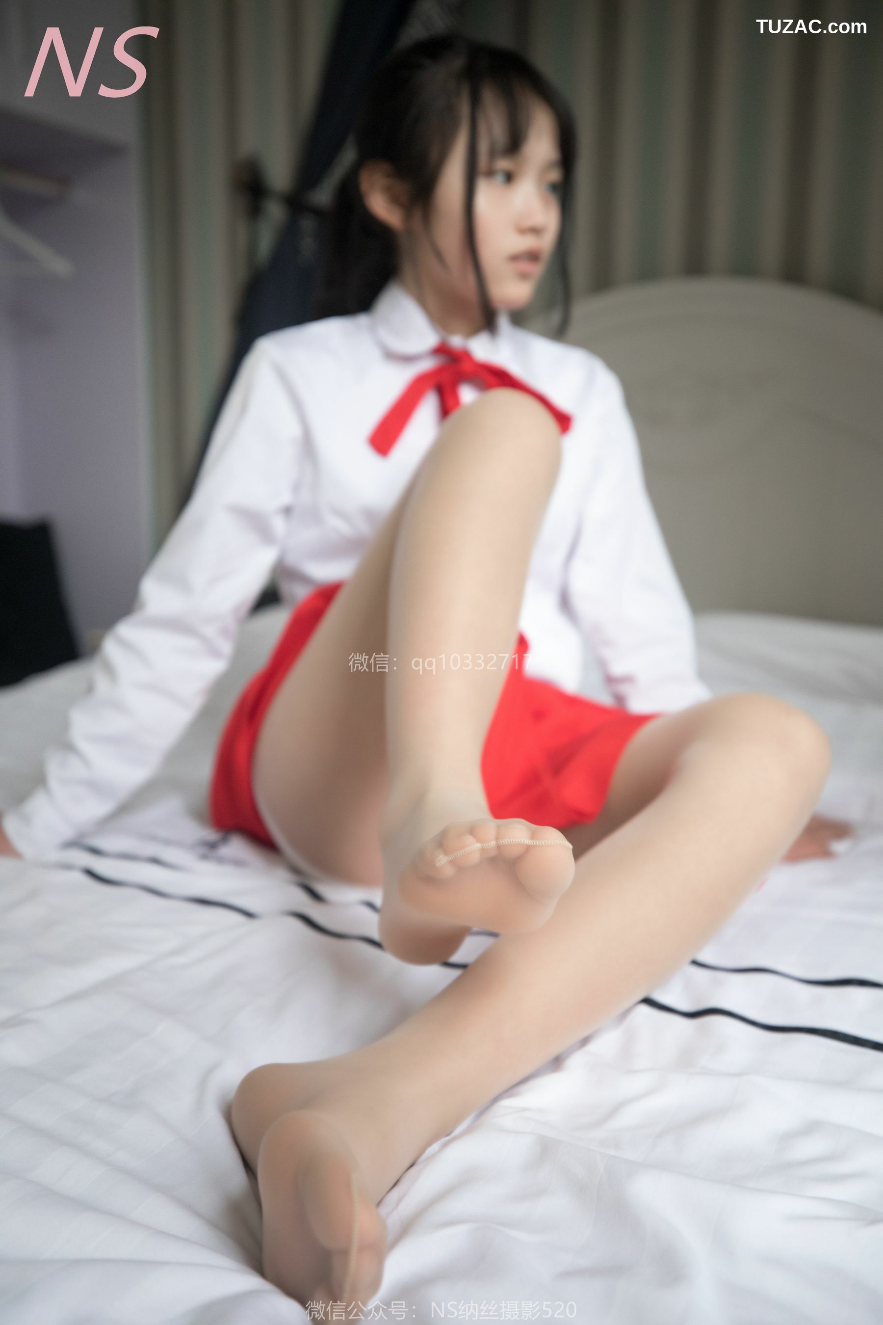 纳丝摄影_小莉《红色超短裙肉丝诱惑》 写真集[59P]