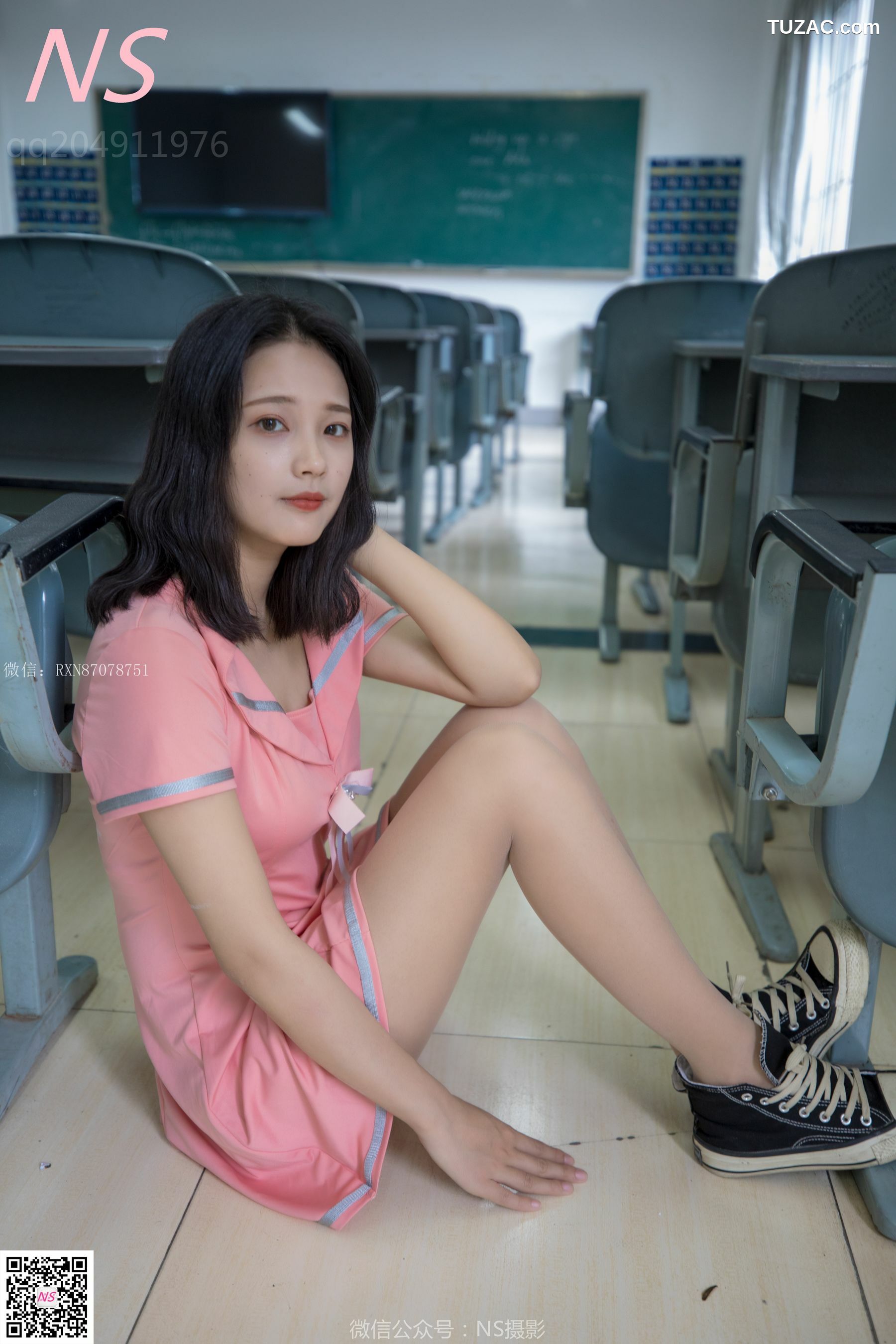 纳丝摄影_小蝴蝶《纯纯的丝袜帆布鞋》 写真集[50P]