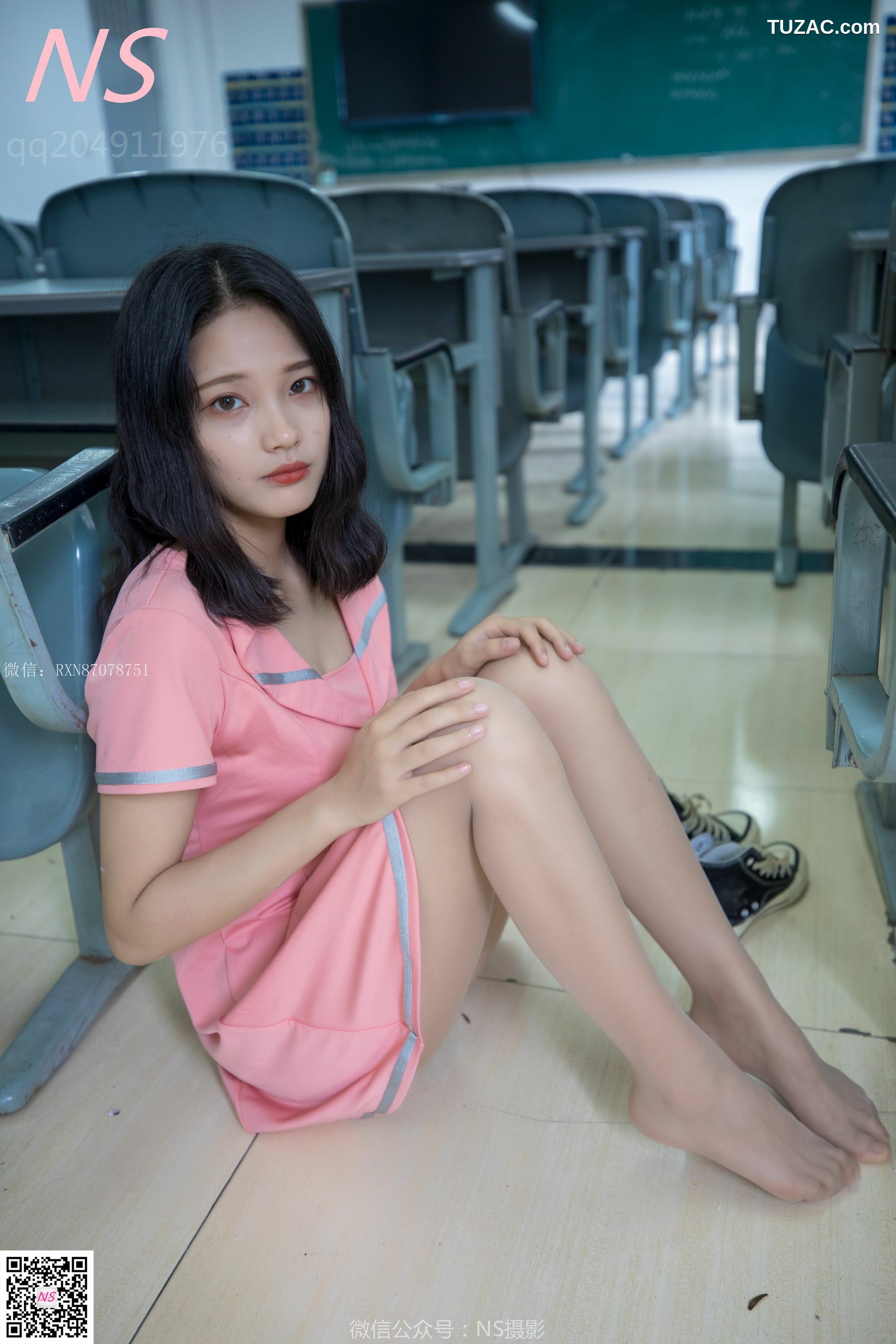 纳丝摄影_小蝴蝶《纯纯的丝袜帆布鞋》 写真集[50P]