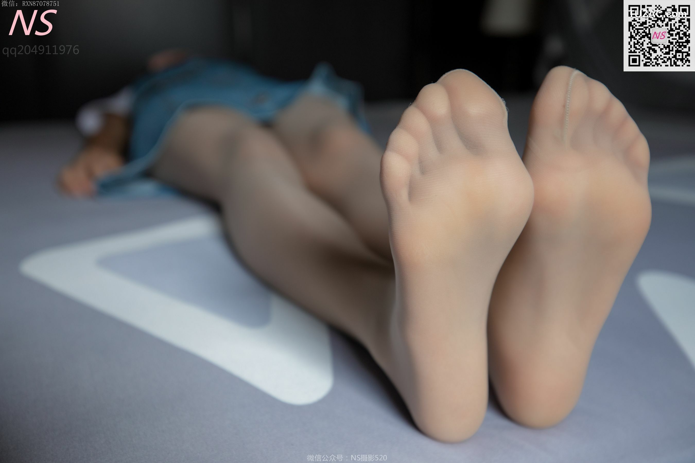 纳丝摄影_小西柚《嫩嫩的丝袜脚丫丫》 写真集[82P]