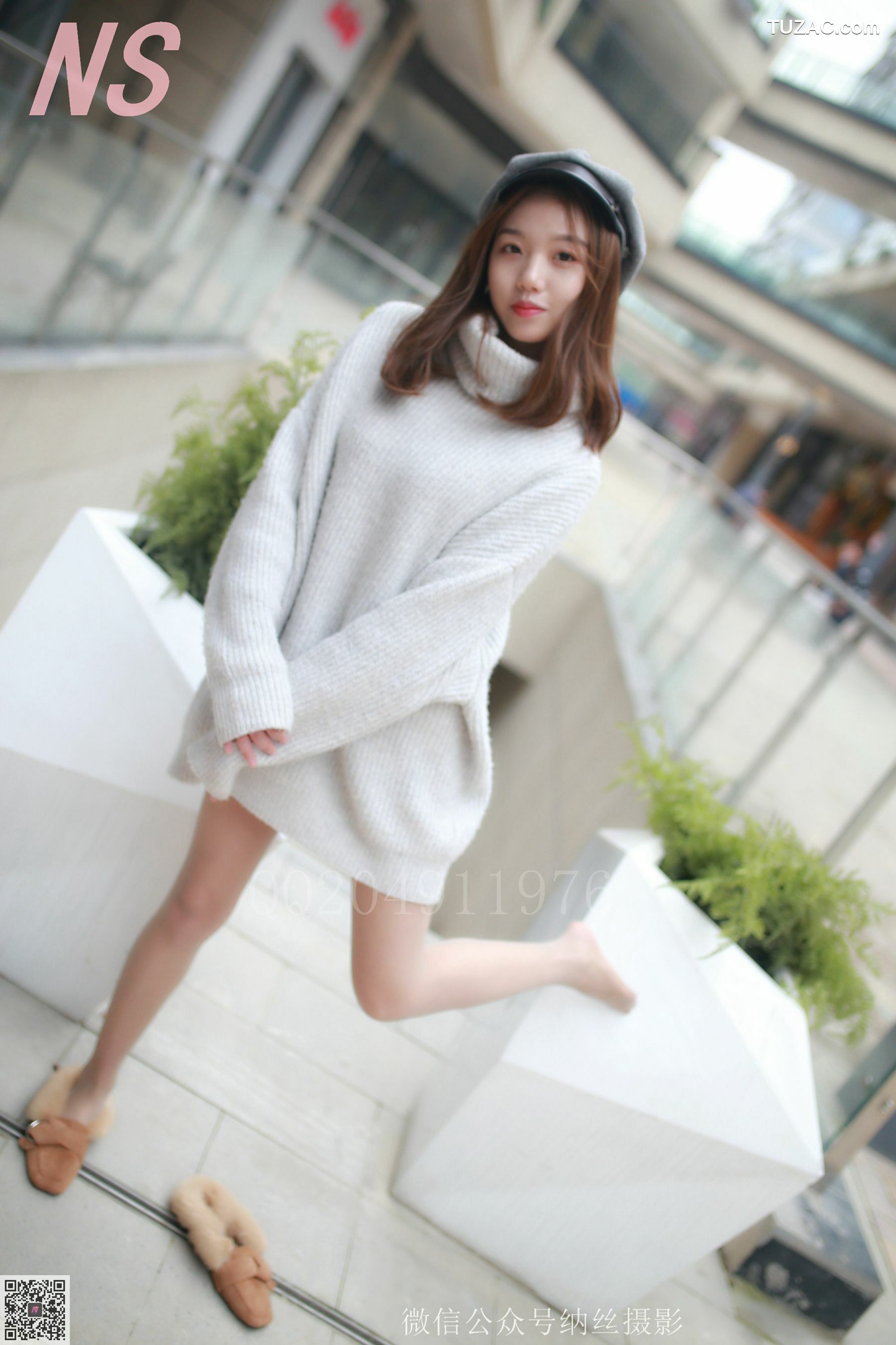 纳丝摄影_微微《户外毛衣肉丝》 NO.096 写真集[100P]