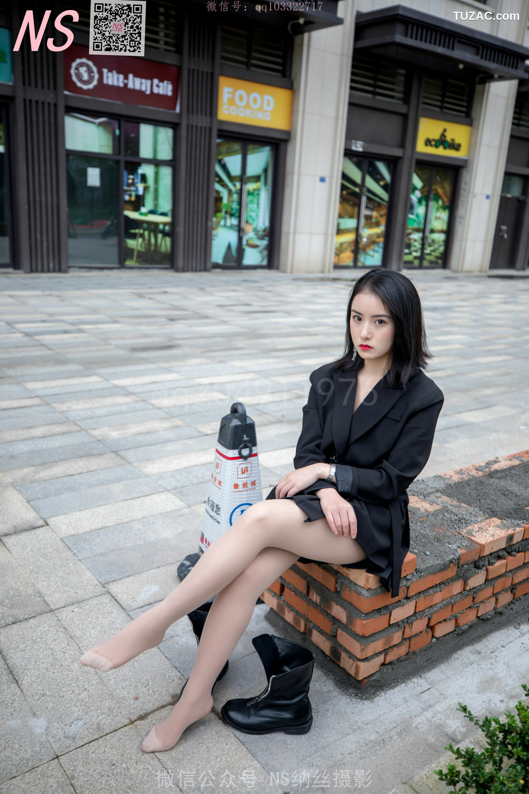 纳丝摄影_忆霜《特殊的美妙长靴丝袜》 写真集[64P]