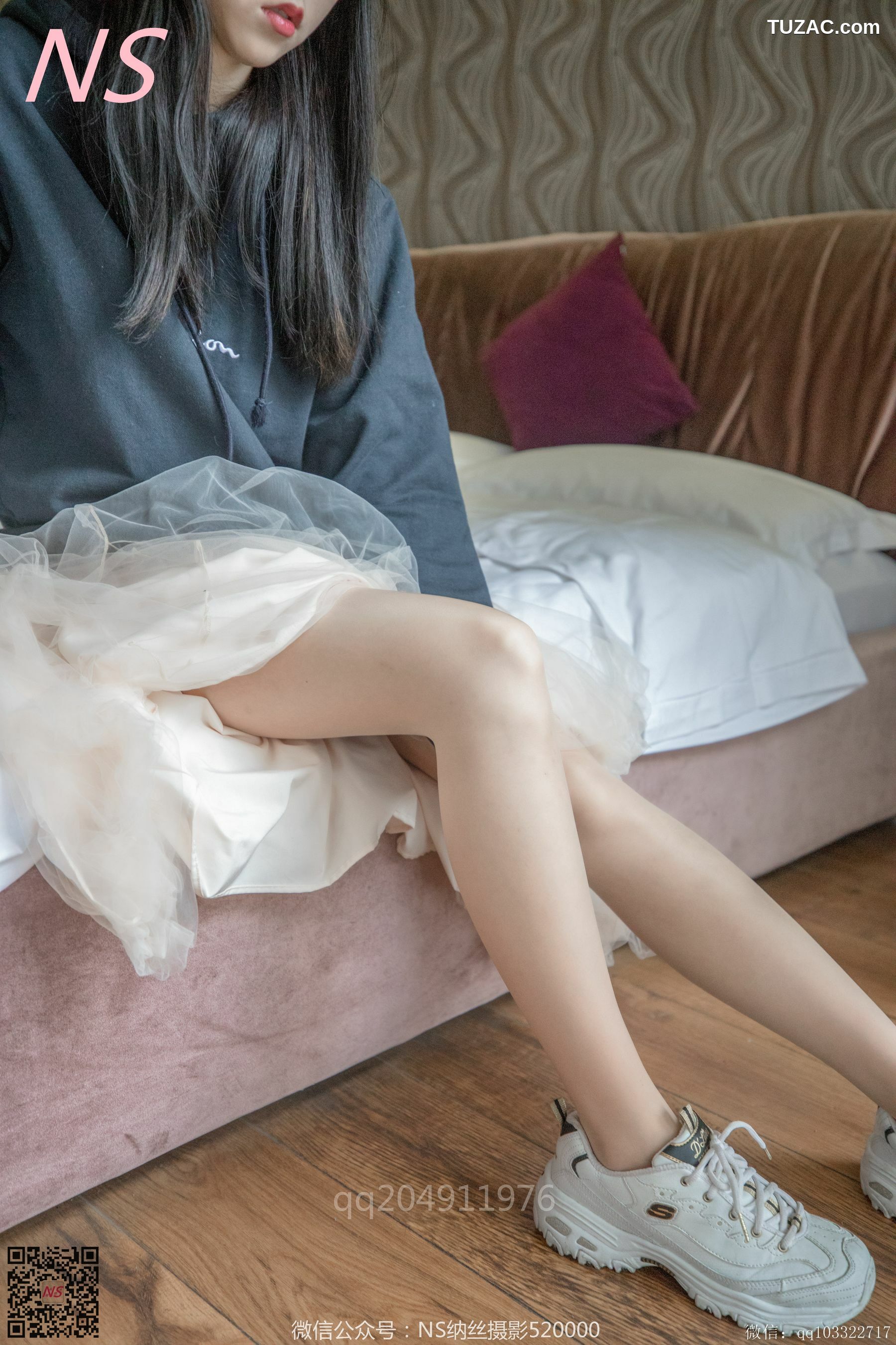 纳丝摄影_悠悠《丝袜美腿玉足美美哒》 写真集[50P]