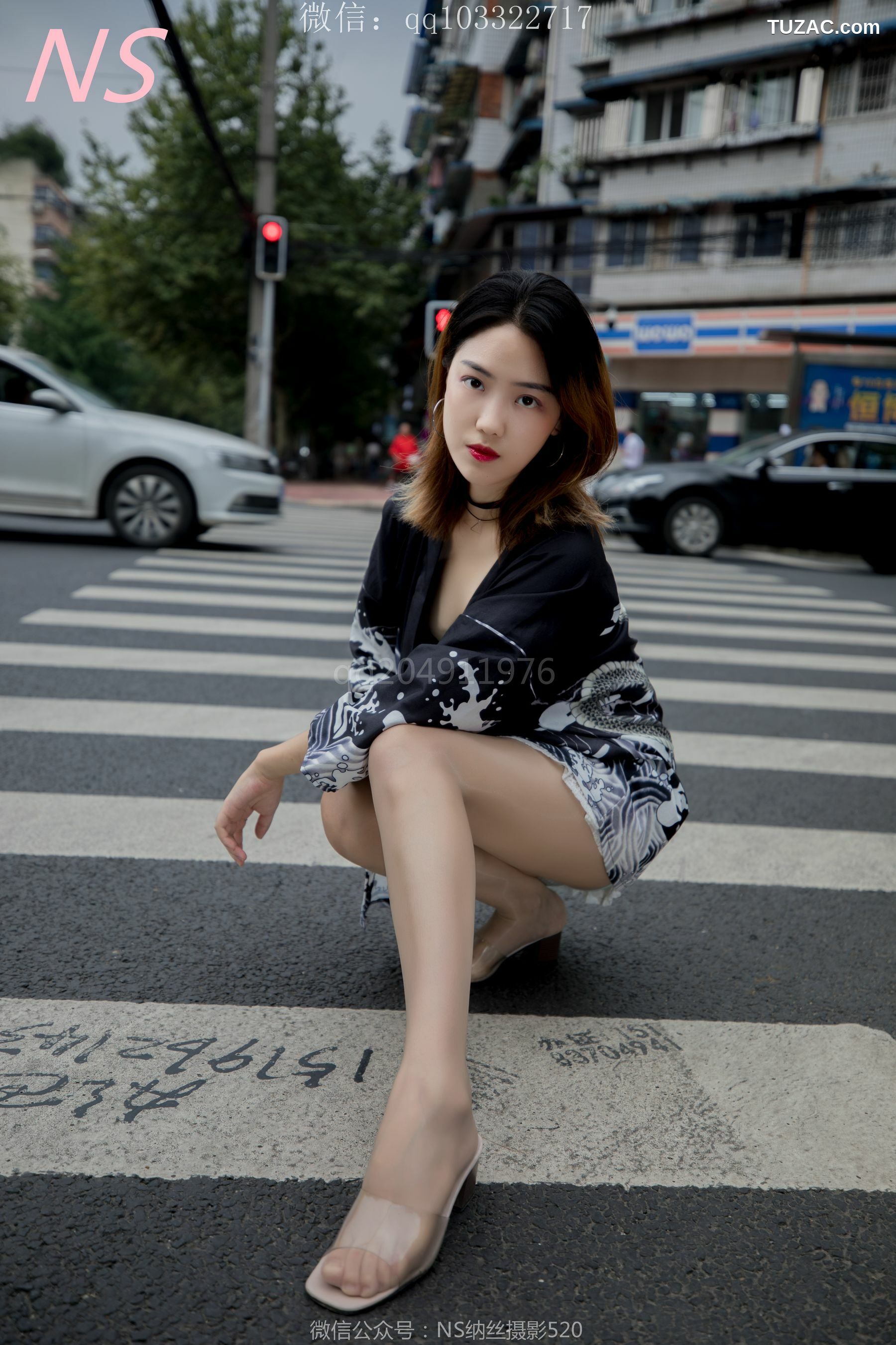 纳丝摄影_曼雯《肉色丝袜美腿三轮车之行》 写真集[82P]