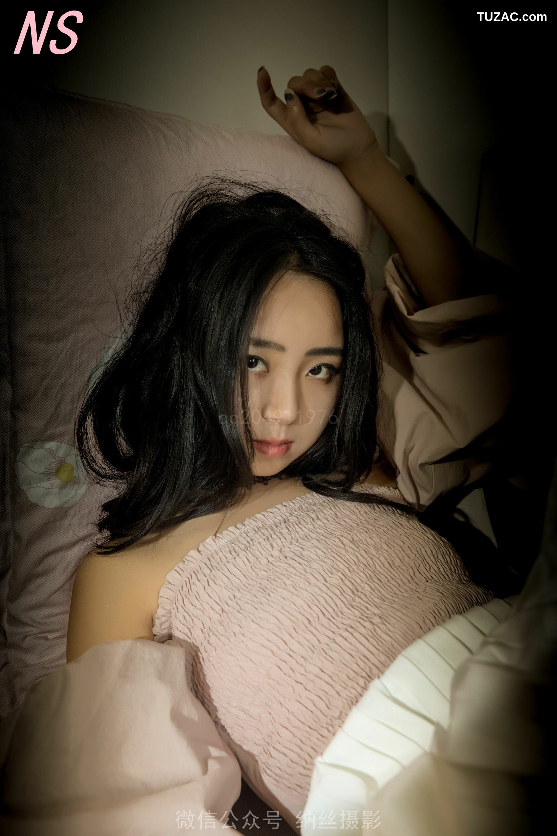 纳丝摄影_李希儿《无缝丝袜》 写真集[95P]