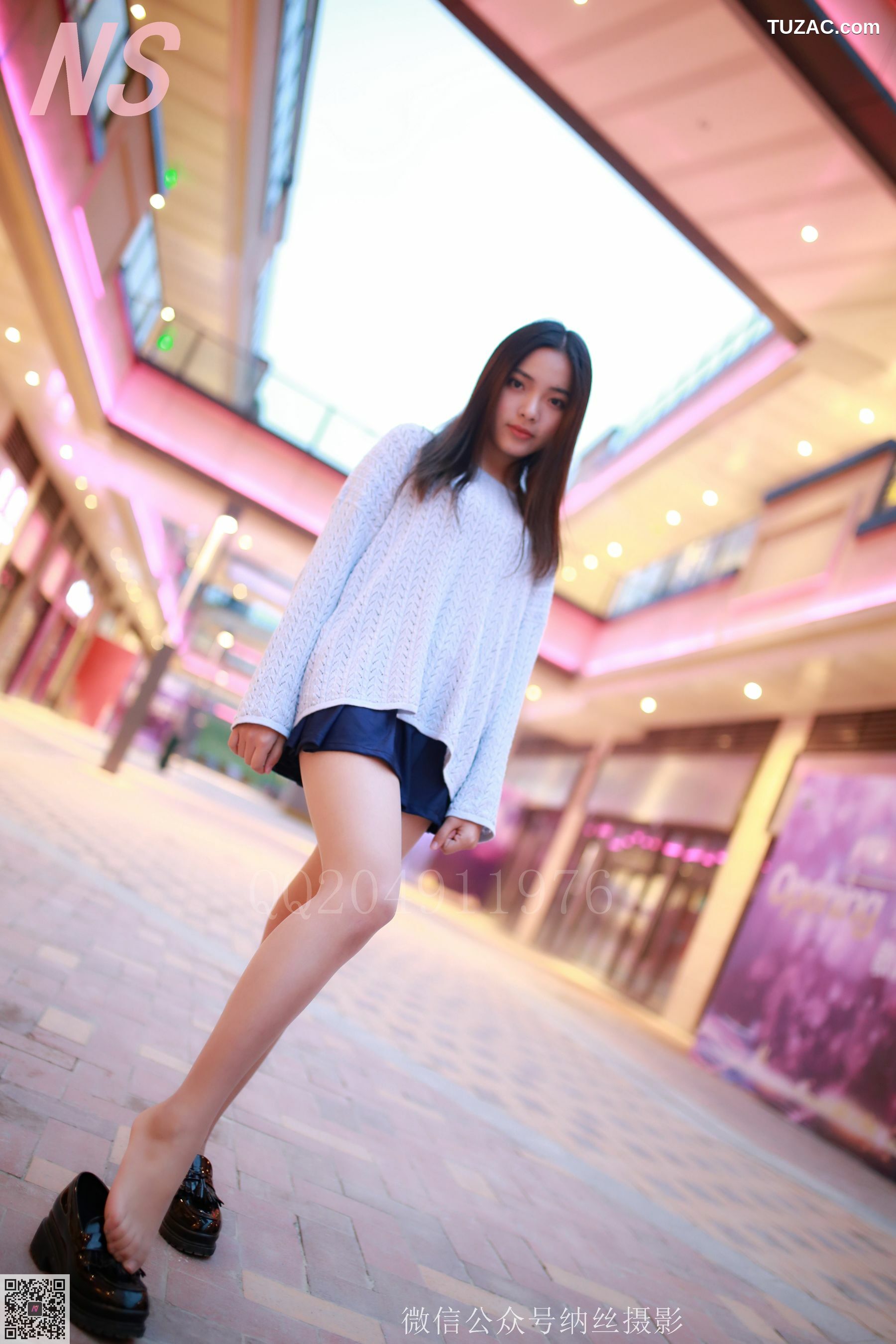 纳丝摄影_洋洋《长发长腿清秀美女》 NO.098 写真集[84P]