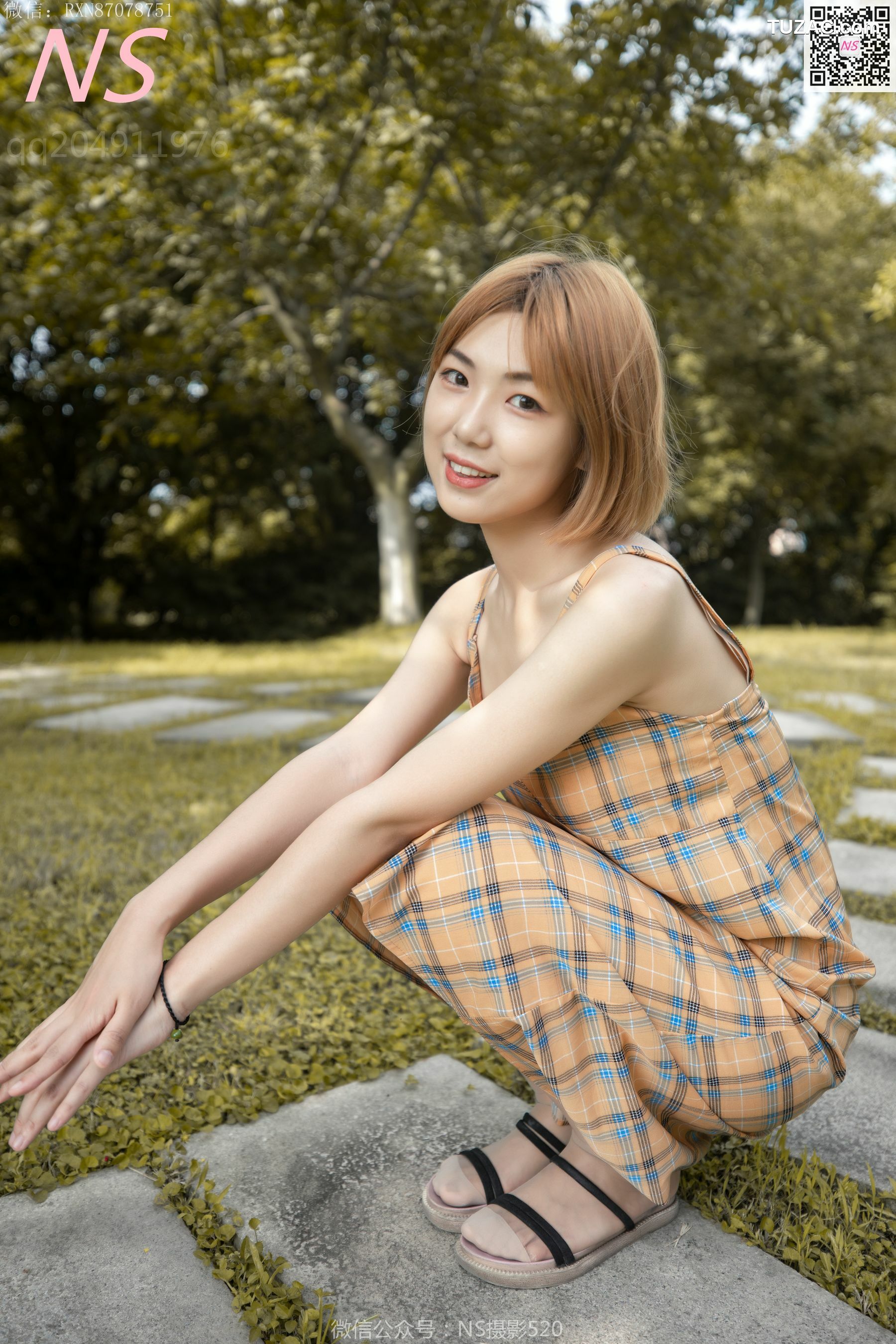 纳丝摄影_玉素《森系丝袜女神》 写真集[52P]