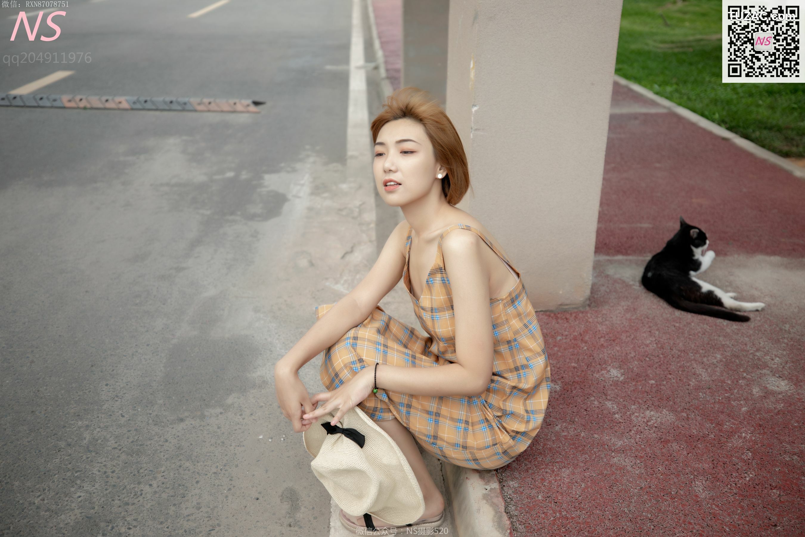 纳丝摄影_玉素《森系丝袜女神》 写真集[52P]