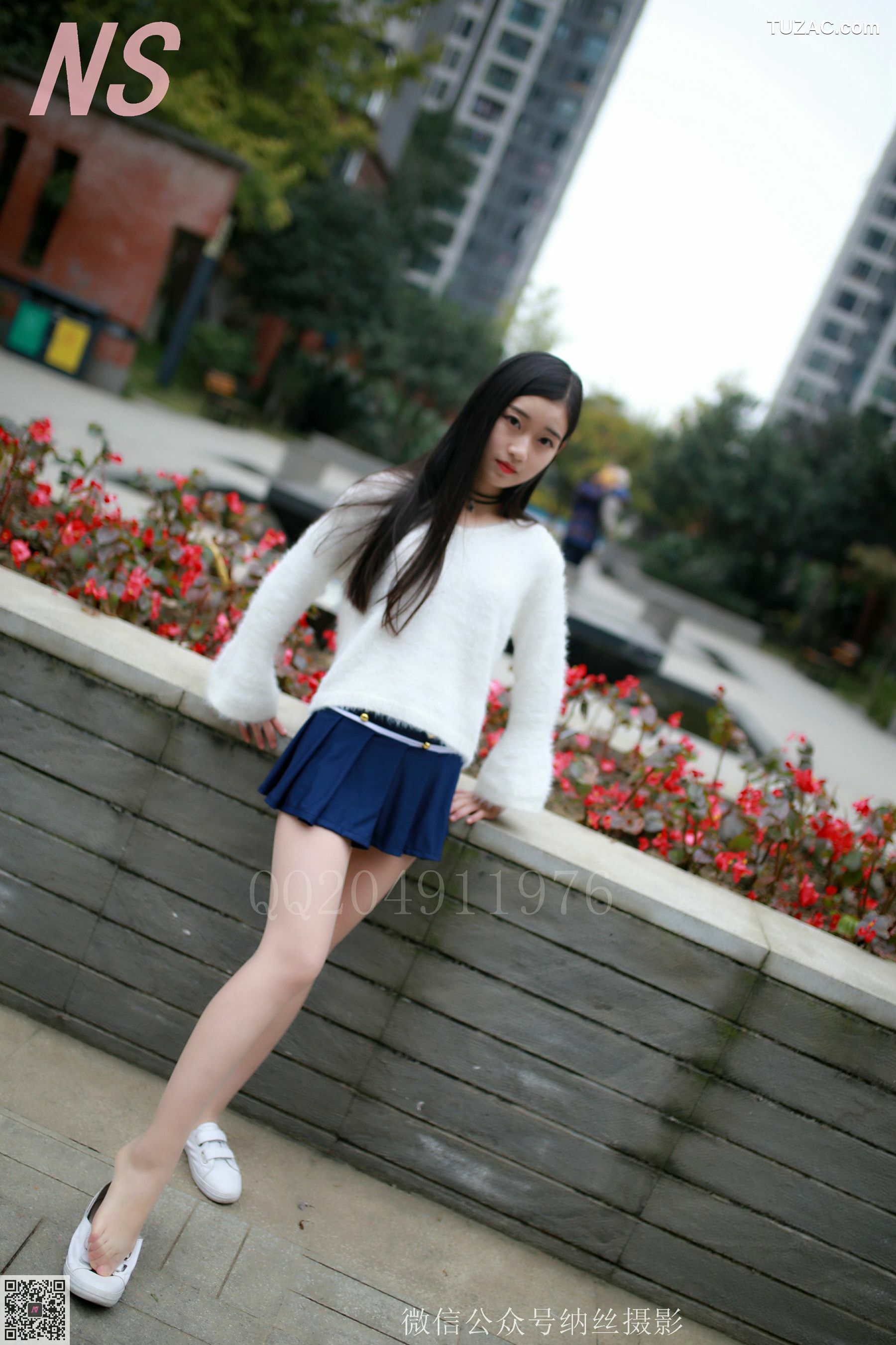 纳丝摄影_珊珊《超短裙美腿肉丝》 NO.097 写真集[94P]