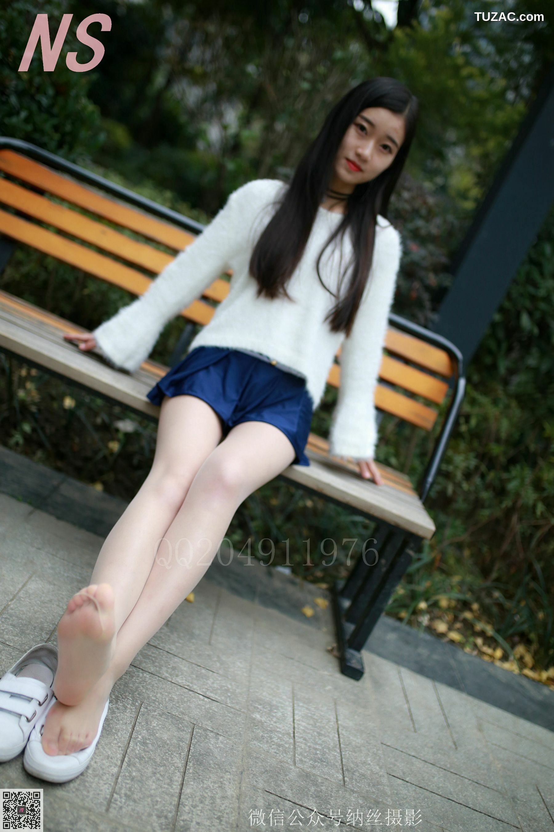 纳丝摄影_珊珊《超短裙美腿肉丝》 NO.097 写真集[94P]