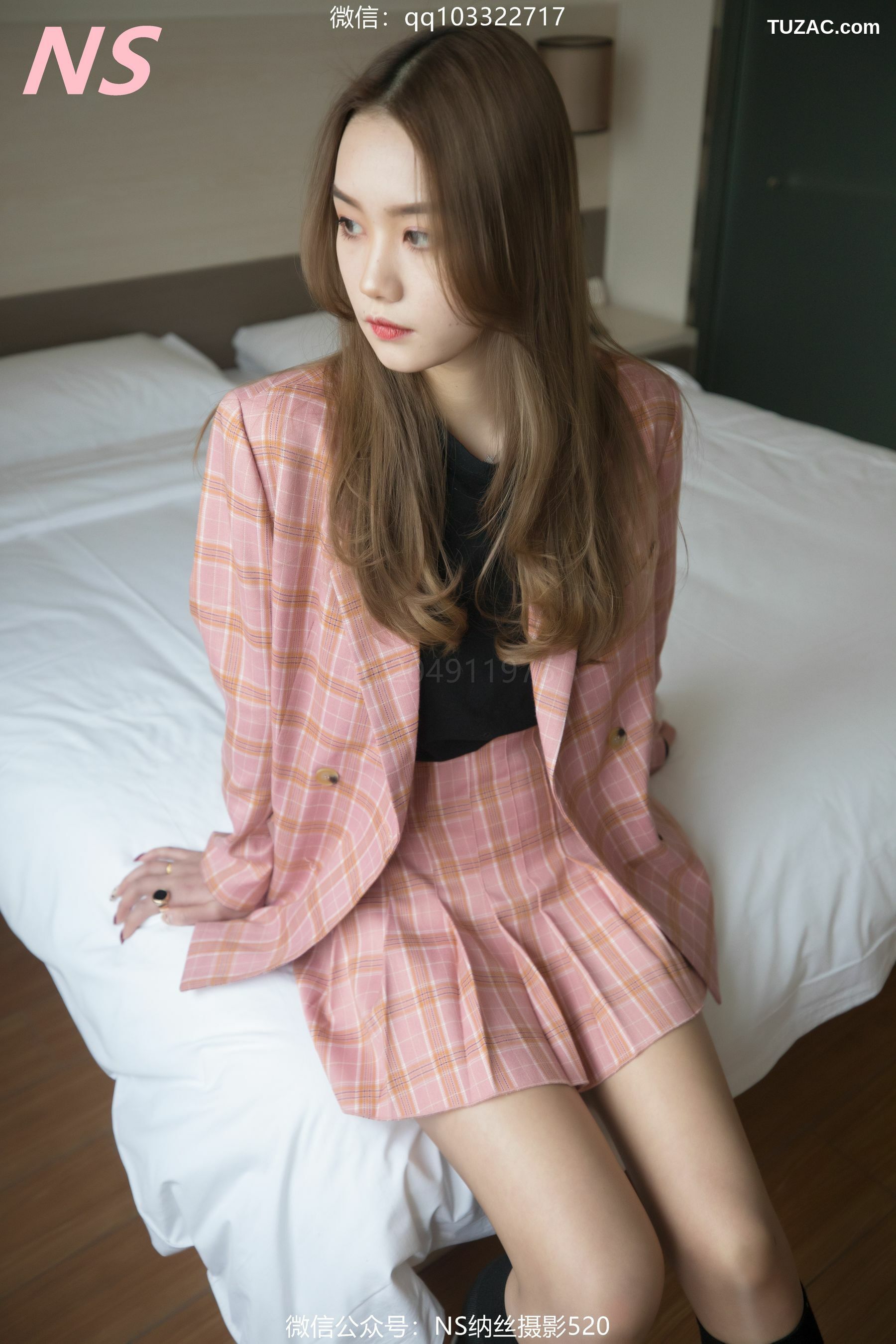 纳丝摄影_画画《高光丝袜》 写真集[87P]