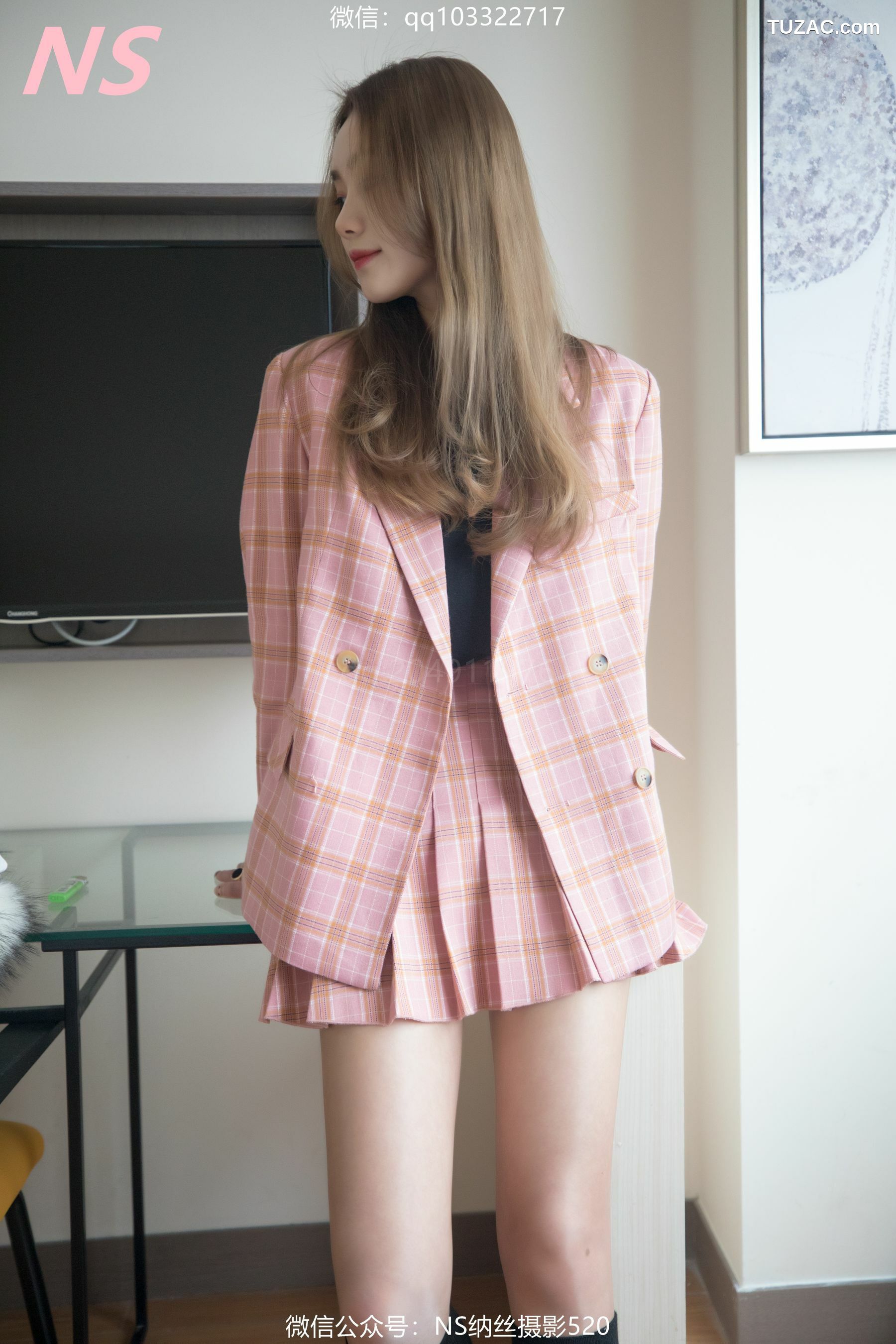 纳丝摄影_画画《高光丝袜》 写真集[87P]