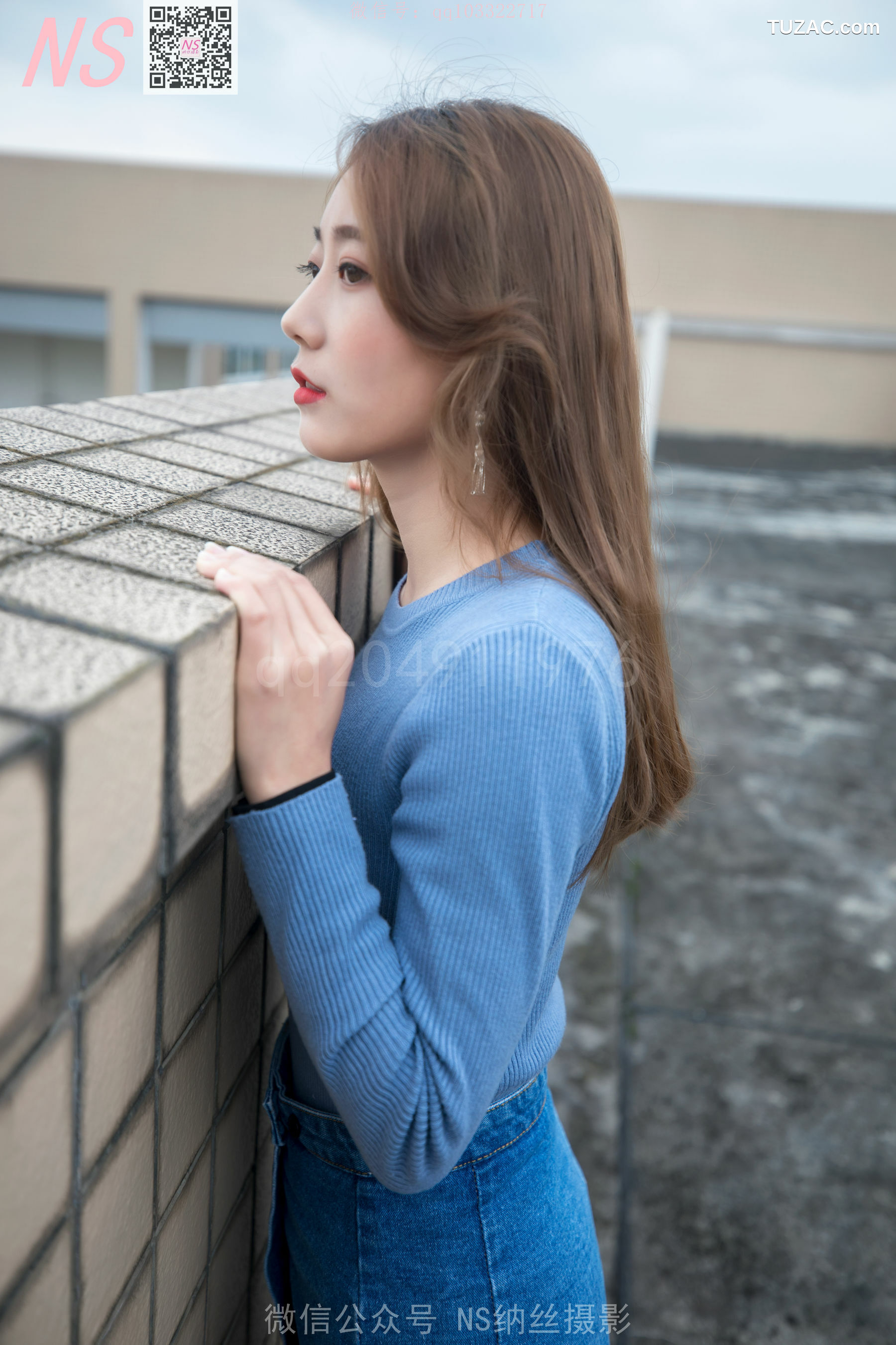 纳丝摄影_舒怡《女神天台肉色丝袜》 写真集[99P]