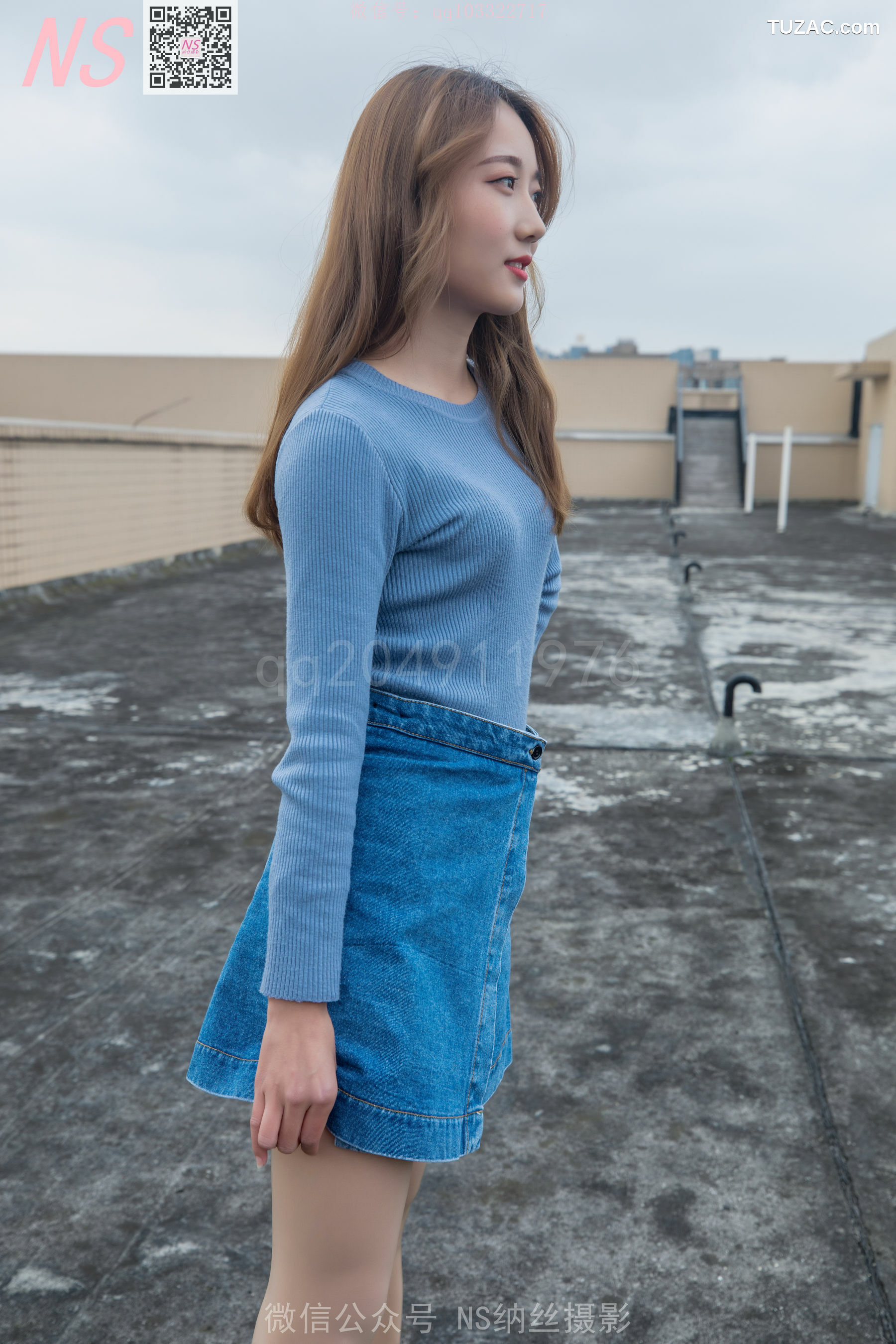 纳丝摄影_舒怡《女神天台肉色丝袜》 写真集[99P]