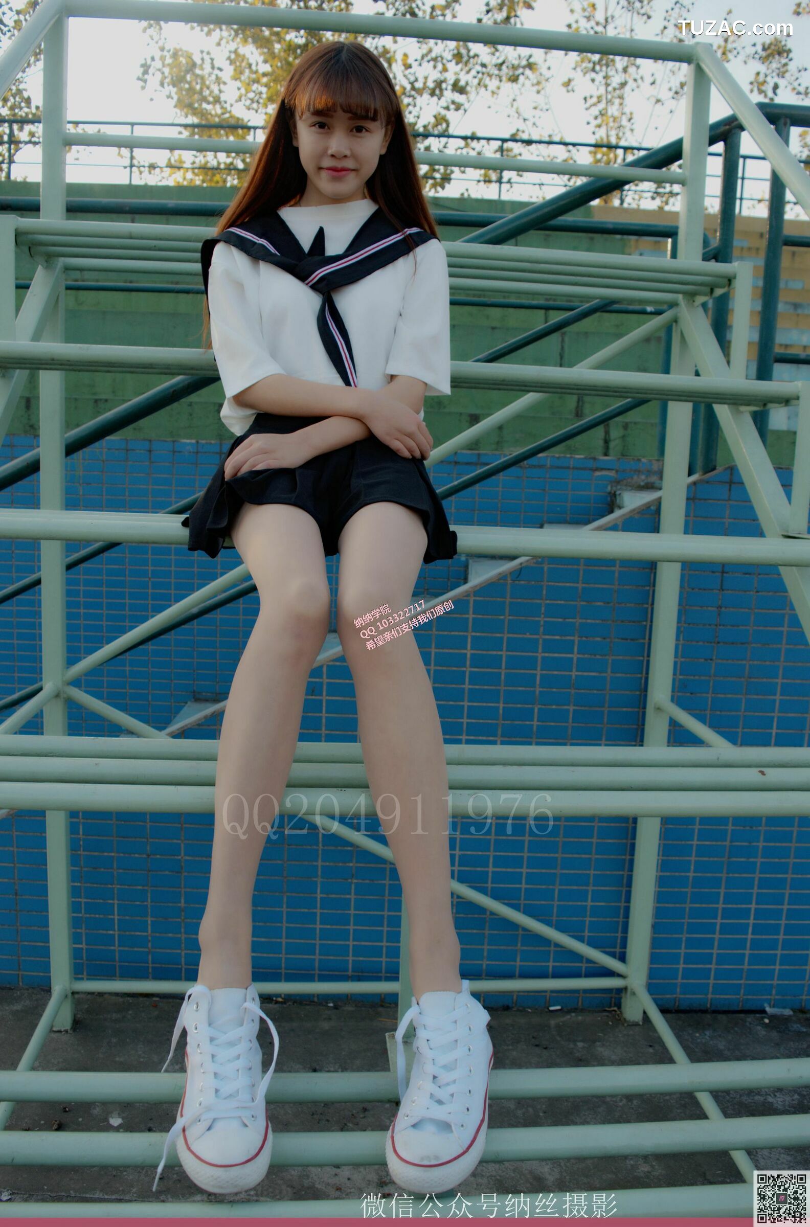 纳丝摄影_霜儿《JK户外肉丝美腿》 NO.013 写真集[41P]