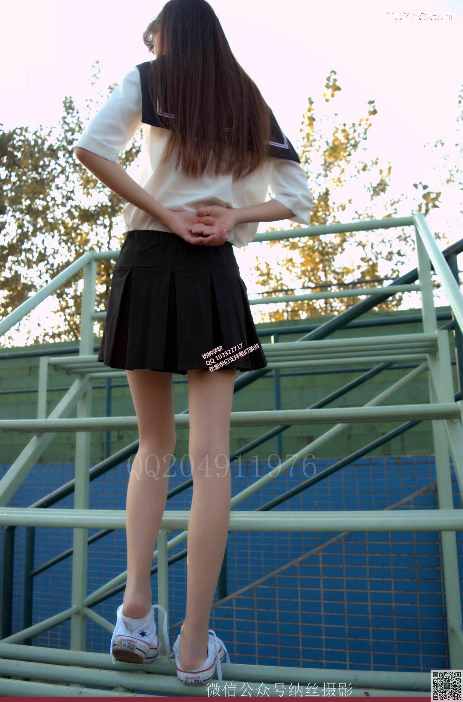 纳丝摄影_霜儿《JK户外肉丝美腿》 NO.013 写真集[41P]