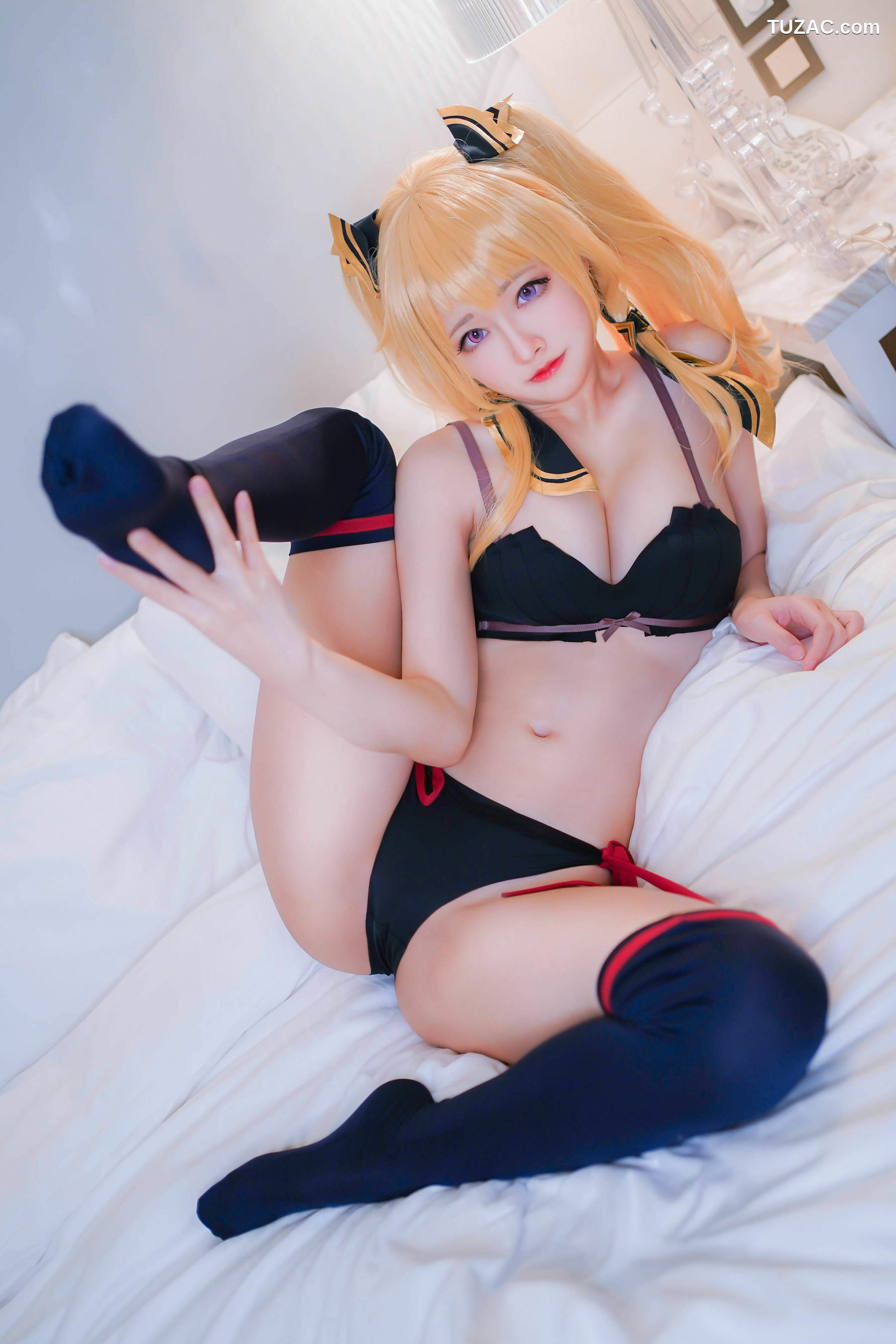 网络美女_ COS妹子Arty亞緹 - 魔女 写真套图[22P]