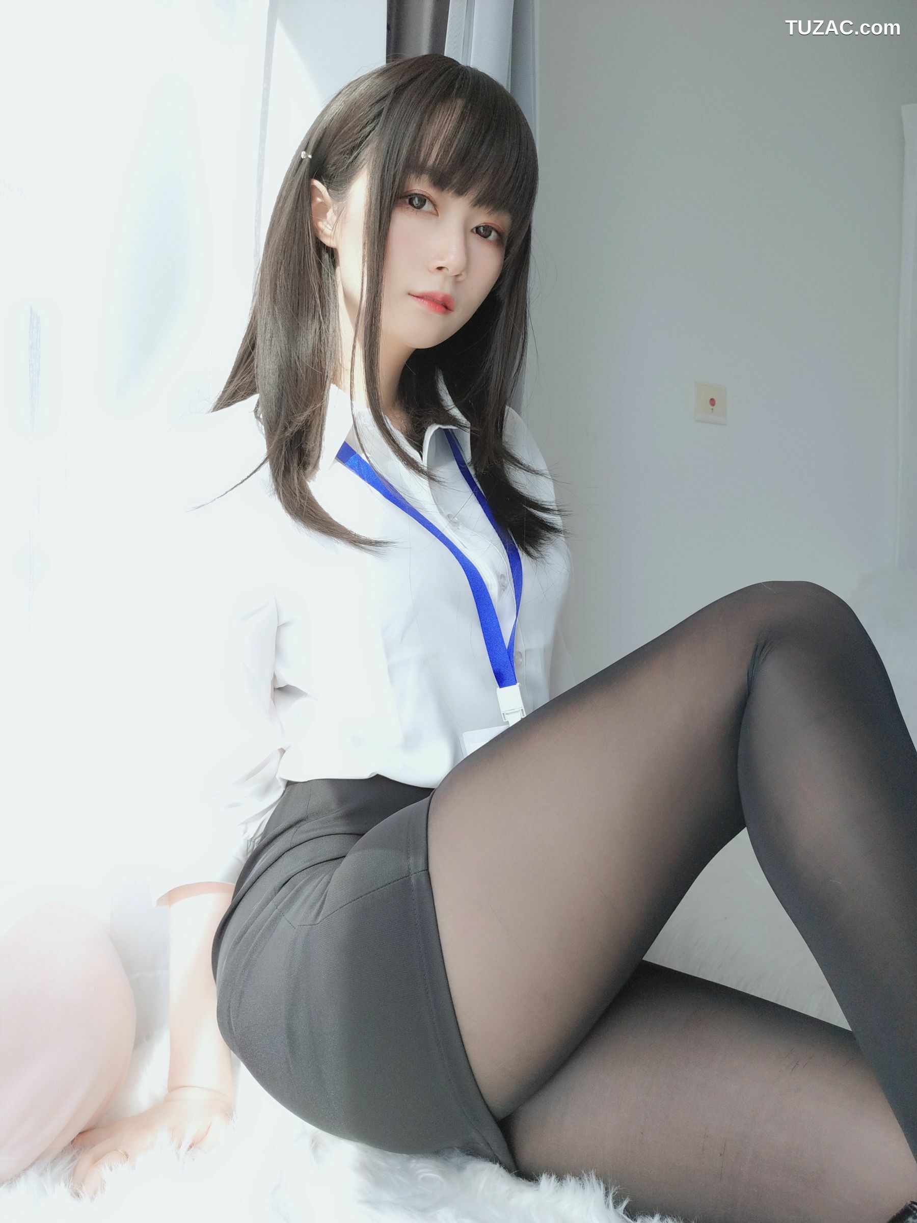 网络美女_ Coser小姐姐白银 - 制服 写真套图[119P]