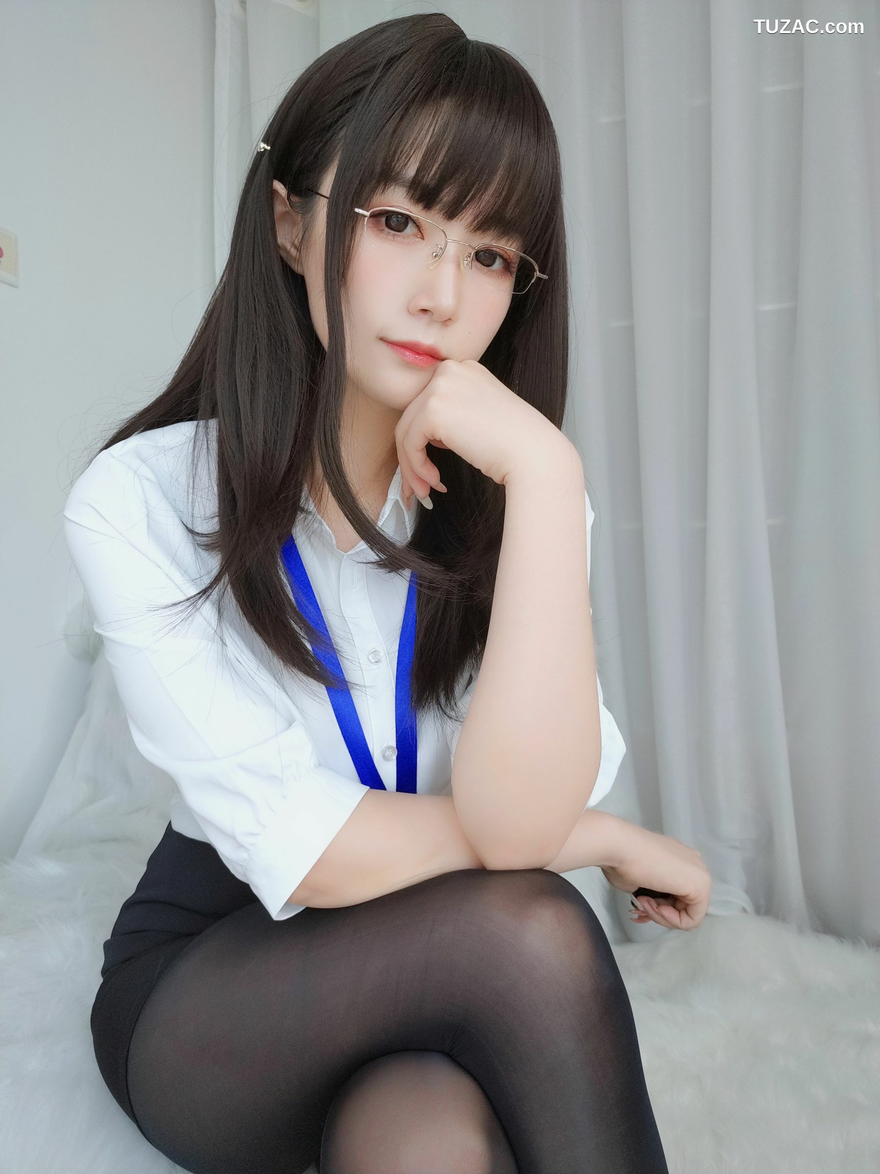 网络美女_ Coser小姐姐白银 - 制服 写真套图[119P]