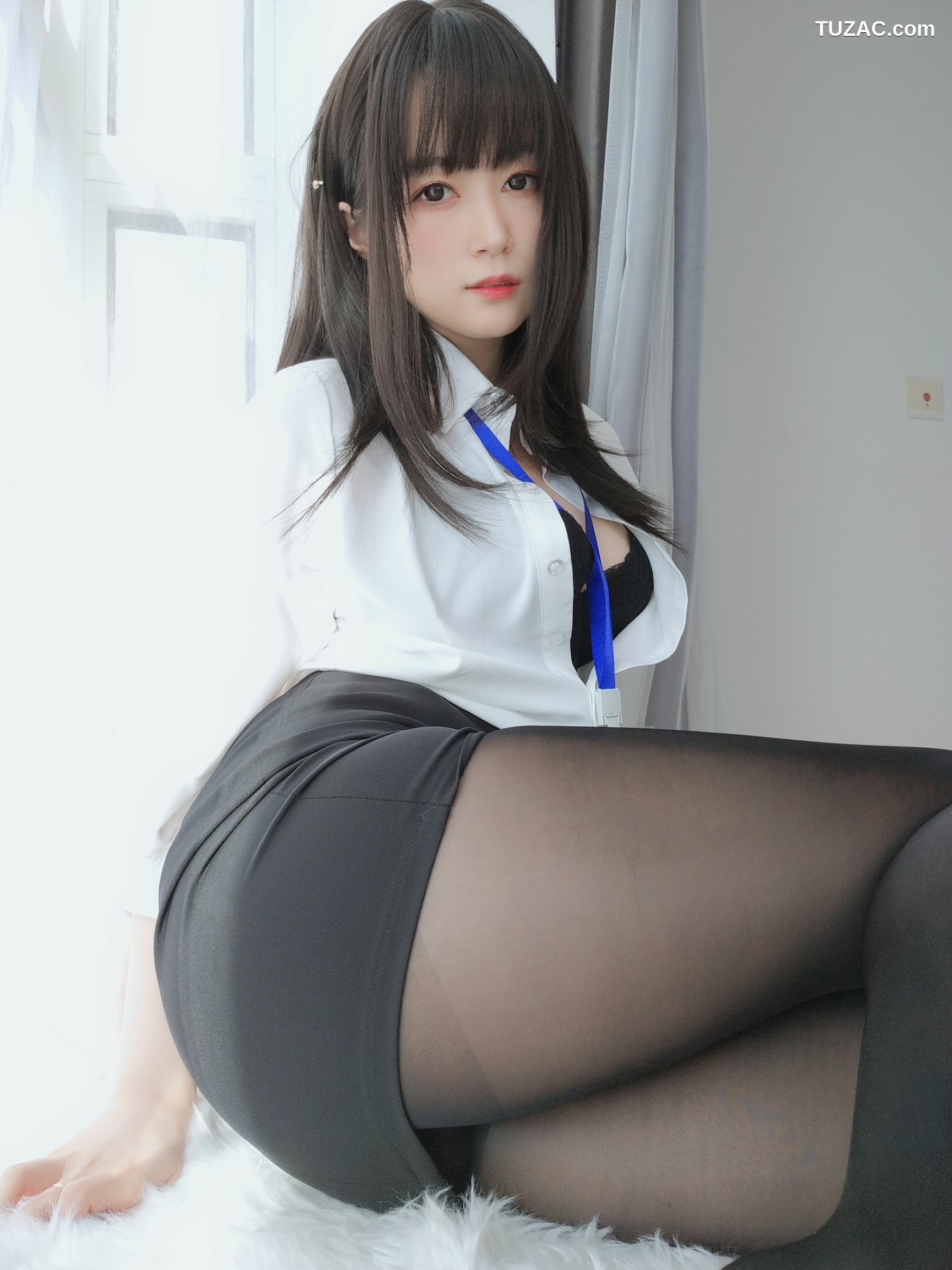网络美女_ Coser小姐姐白银 - 制服 写真套图[119P]