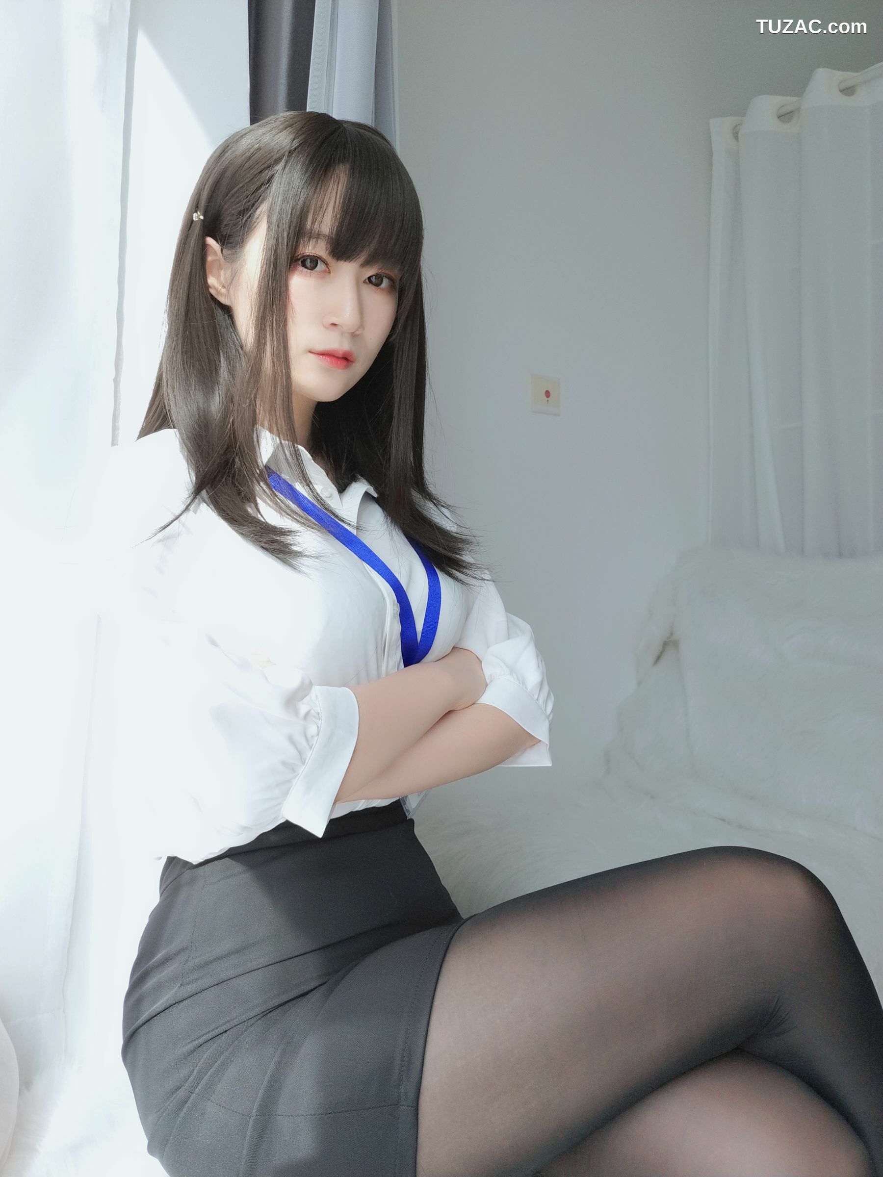 网络美女_ Coser小姐姐白银 - 制服 写真套图[119P]