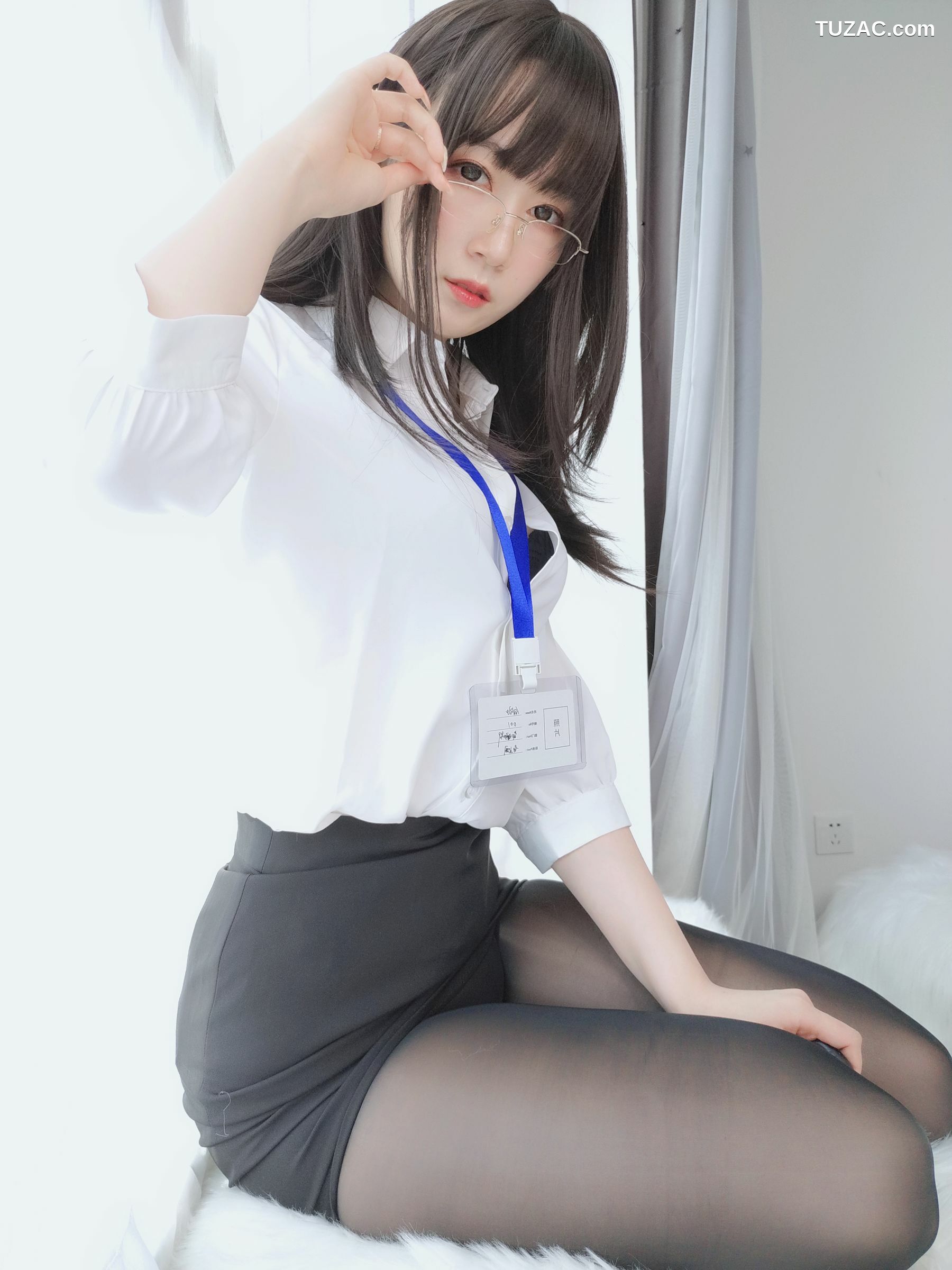 网络美女_ Coser小姐姐白银 - 制服 写真套图[119P]
