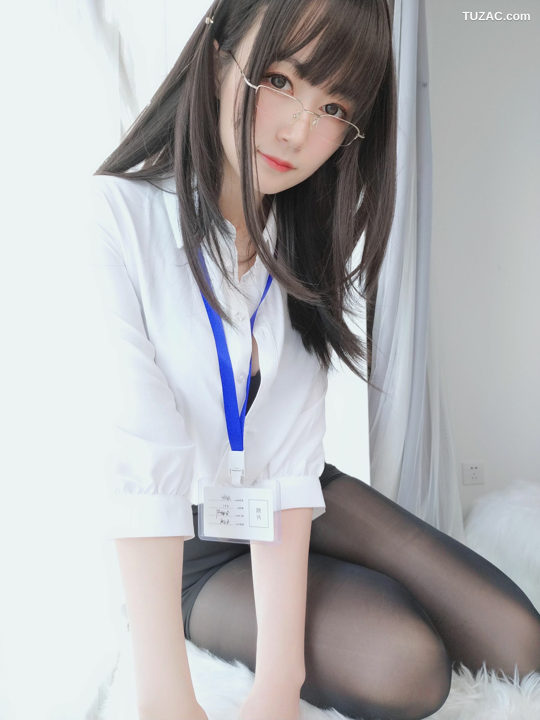 网络美女_ Coser小姐姐白银 - 制服 写真套图[119P]