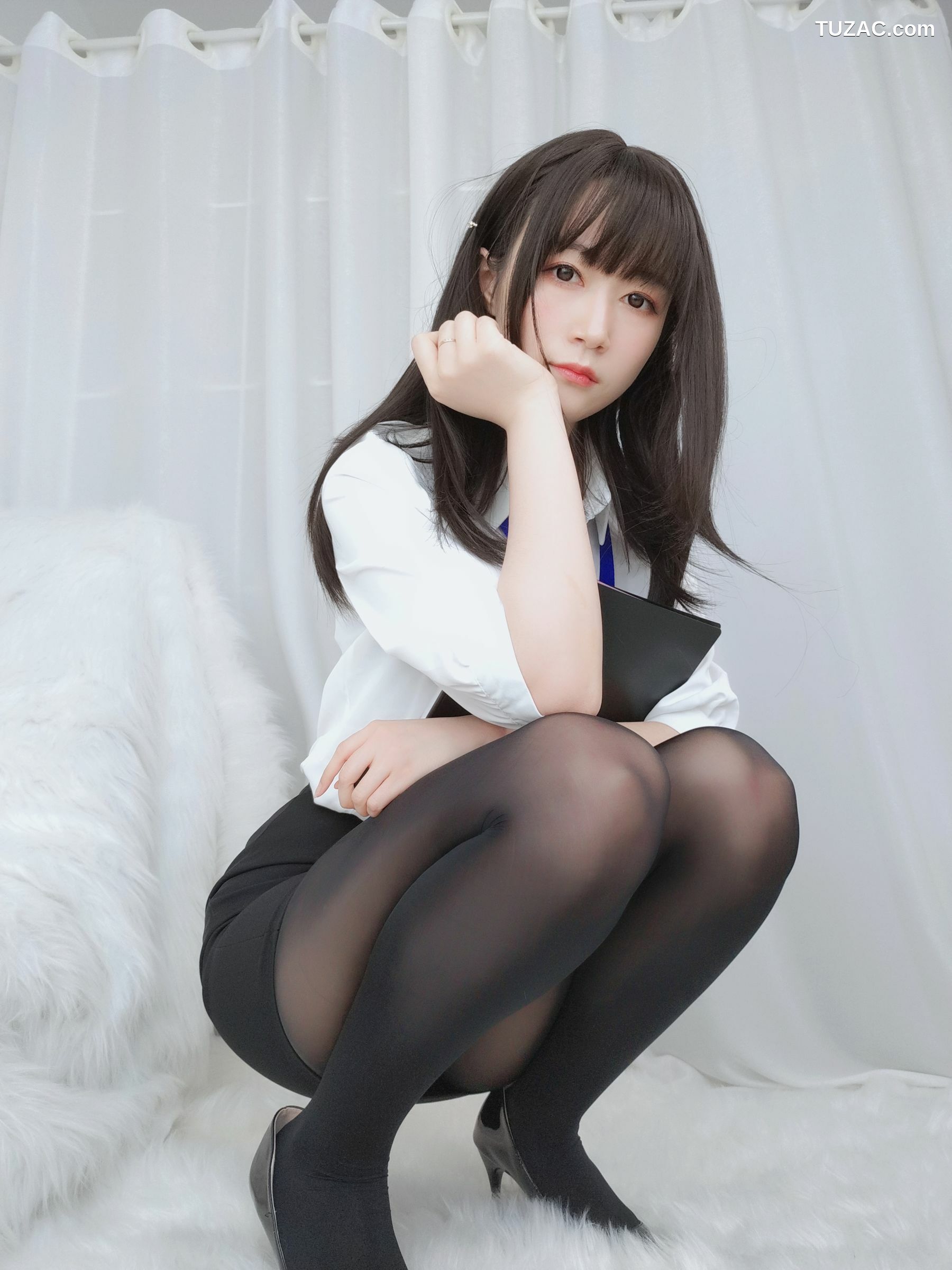 网络美女_ Coser小姐姐白银 - 制服 写真套图[119P]