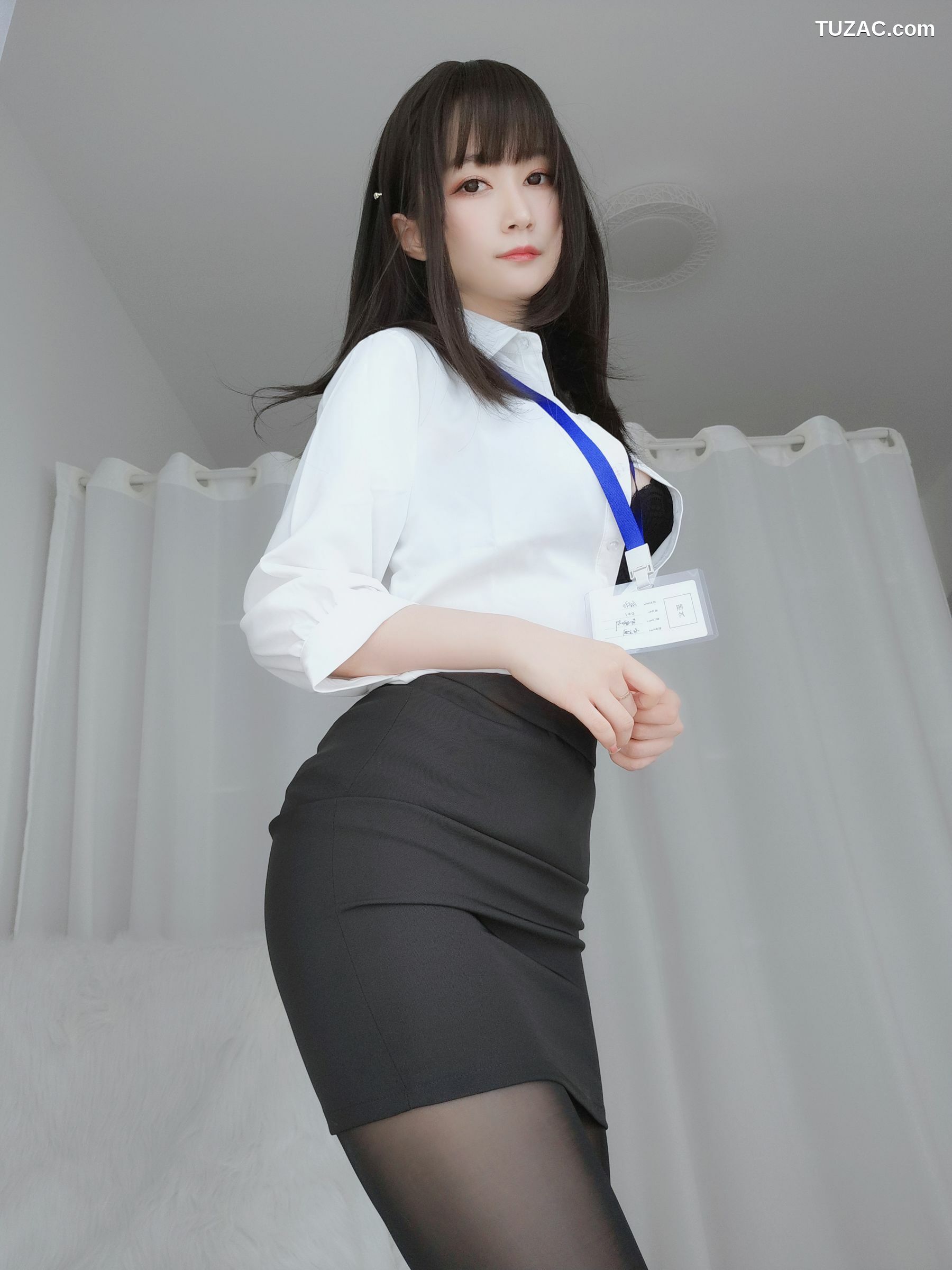 网络美女_ Coser小姐姐白银 - 制服 写真套图[119P]