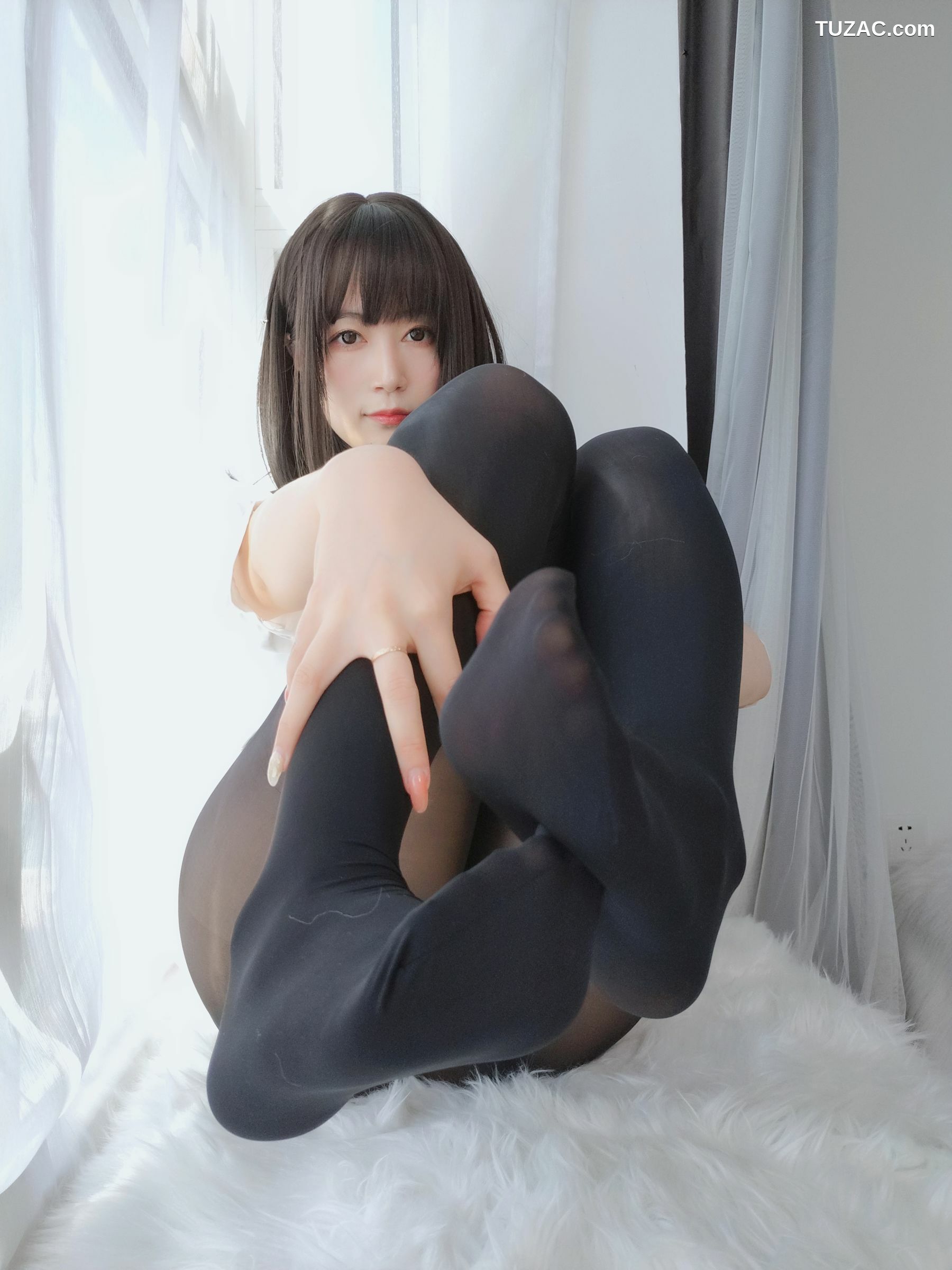 网络美女_ Coser小姐姐白银 - 制服 写真套图[119P]