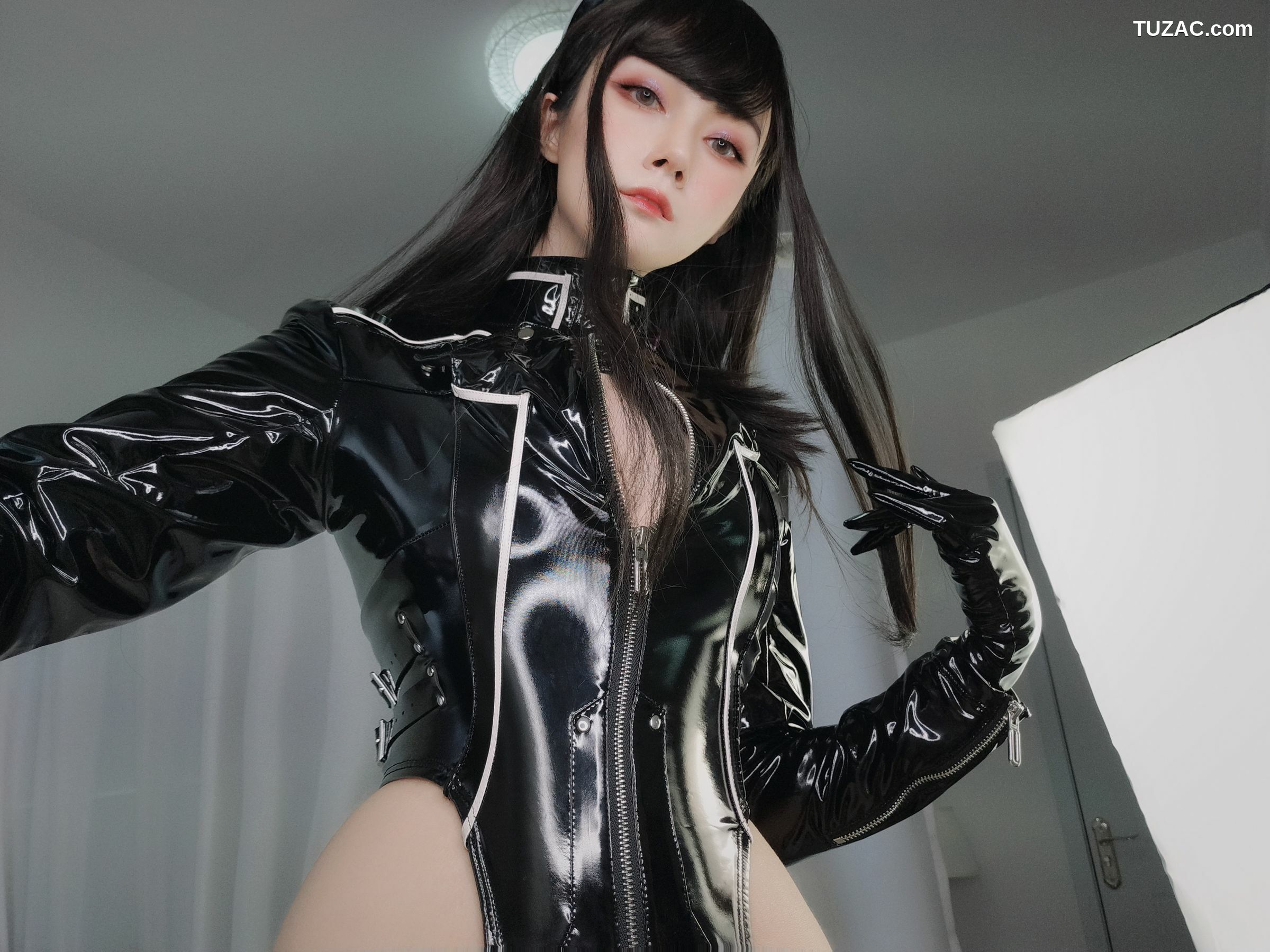 网络美女_ Coser小姐姐白银 - 通讯官 写真套图[74P]