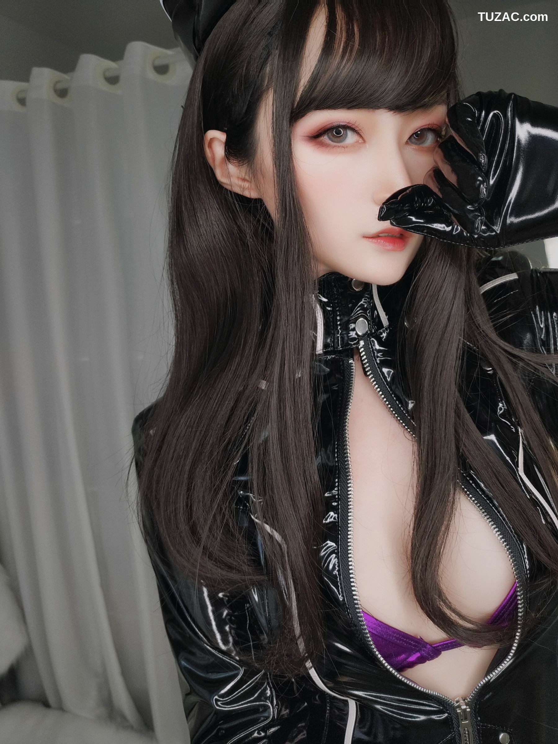 网络美女_ Coser小姐姐白银 - 通讯官 写真套图[74P]