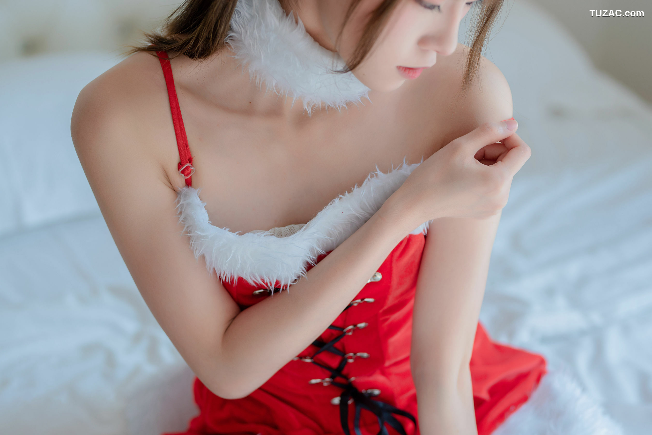 网络美女_ Kitaro_绮太郎 - 圣诞萌女郎 写真套图[46P]