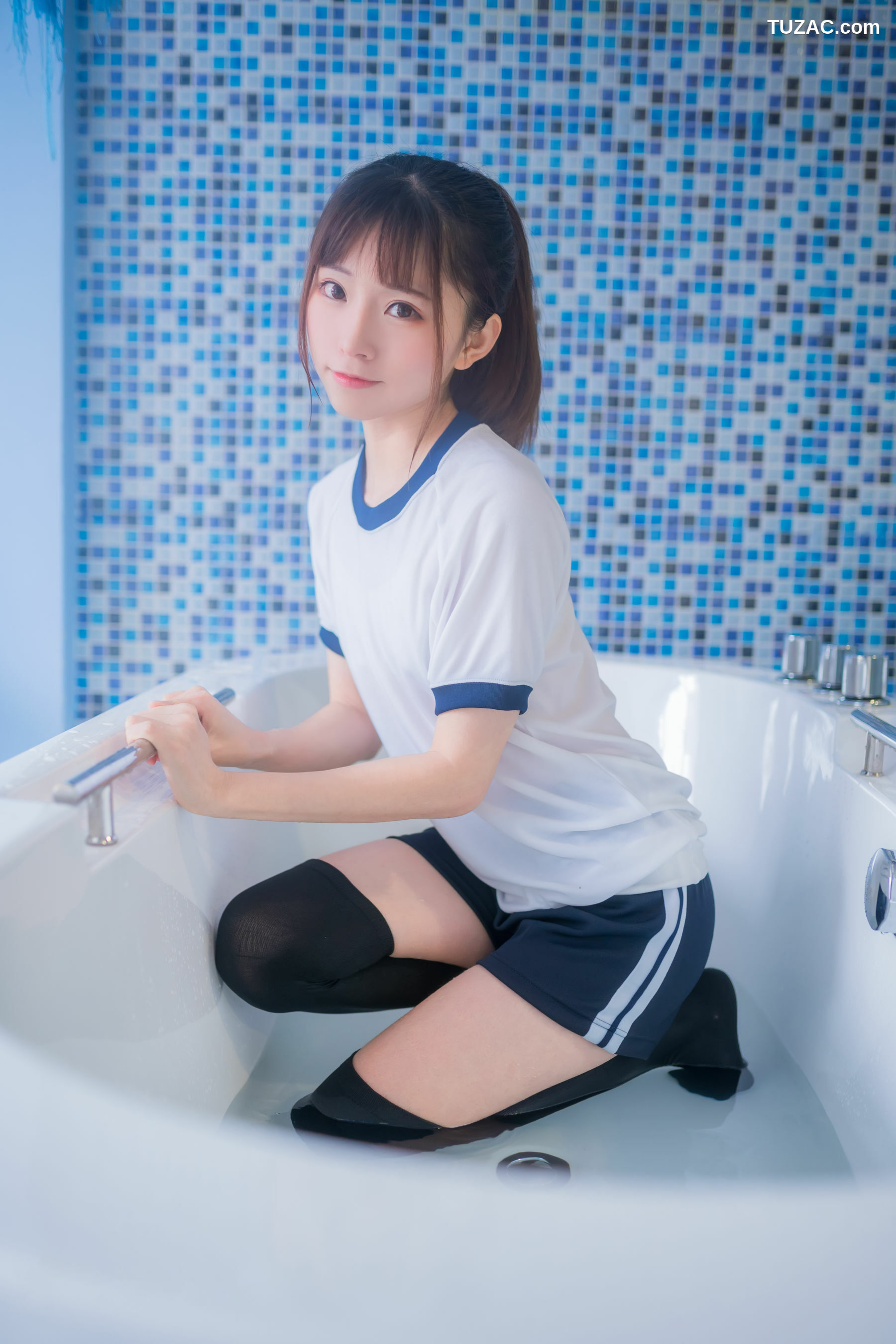 网络美女_ Kitaro_绮太郎 - 湿身体操服[45P]