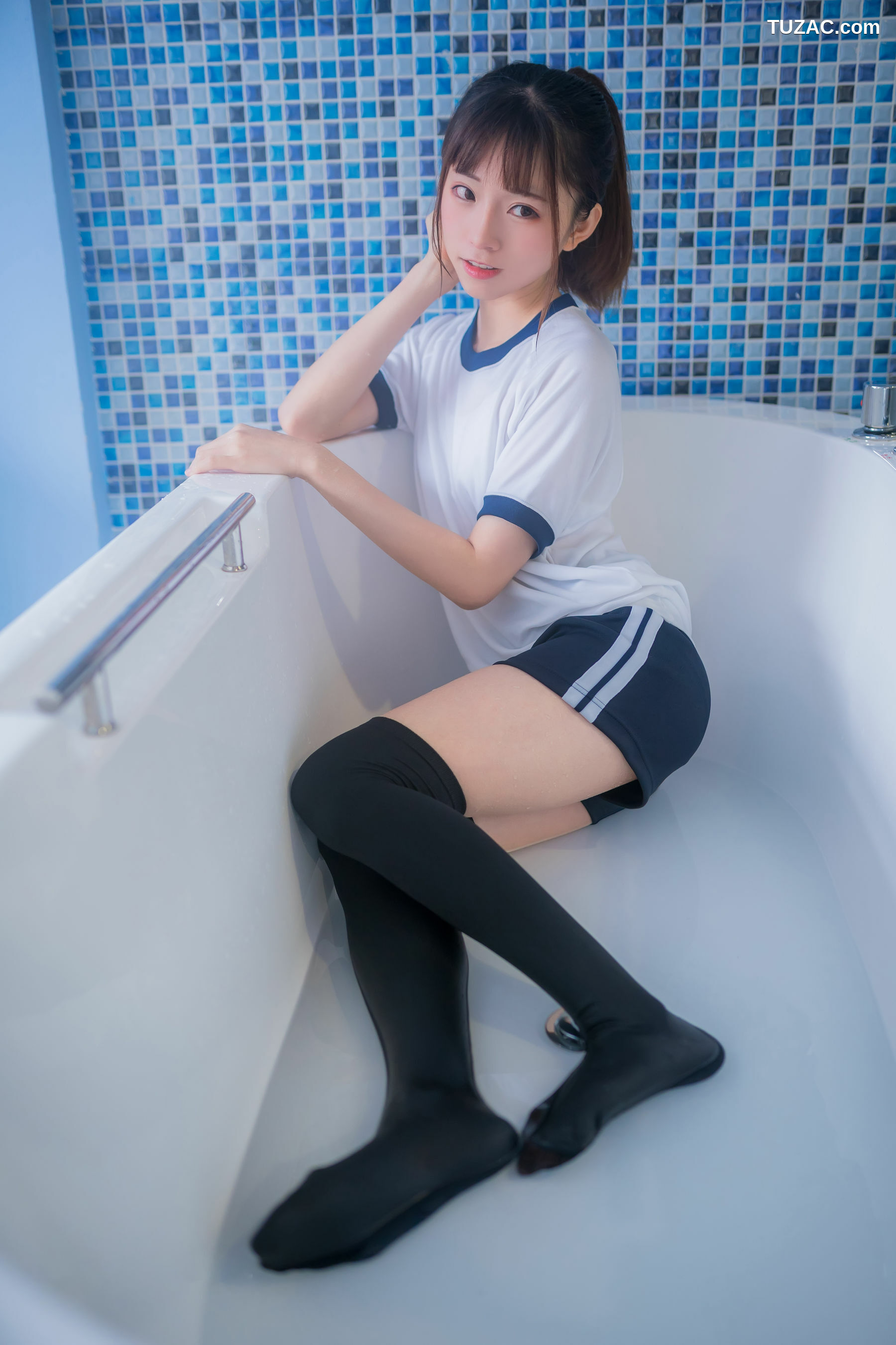 网络美女_ Kitaro_绮太郎 - 湿身体操服[45P]