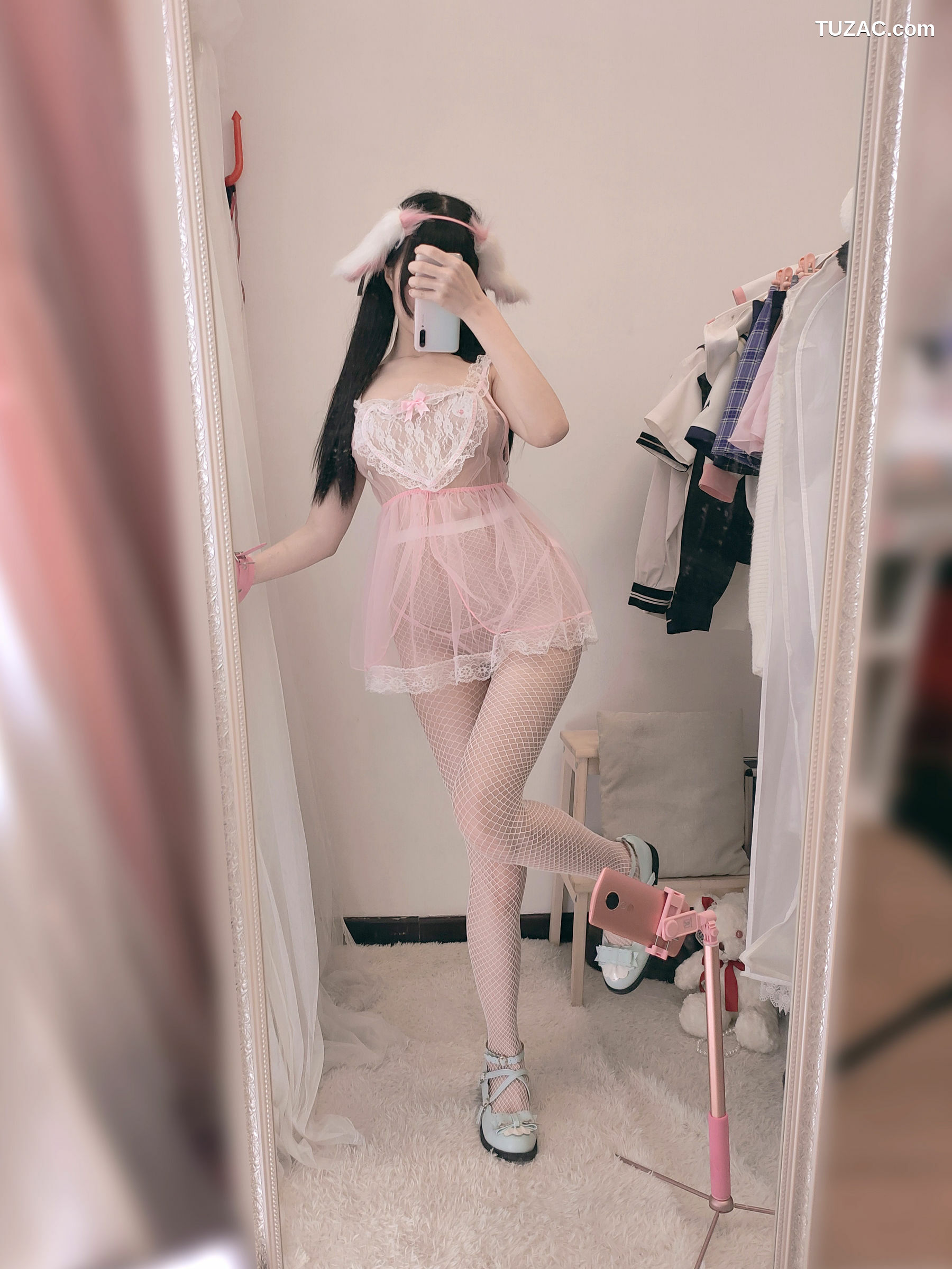 网络美女_ NAGISA魔物喵 - ピンクのレースのうさぎ[32P]